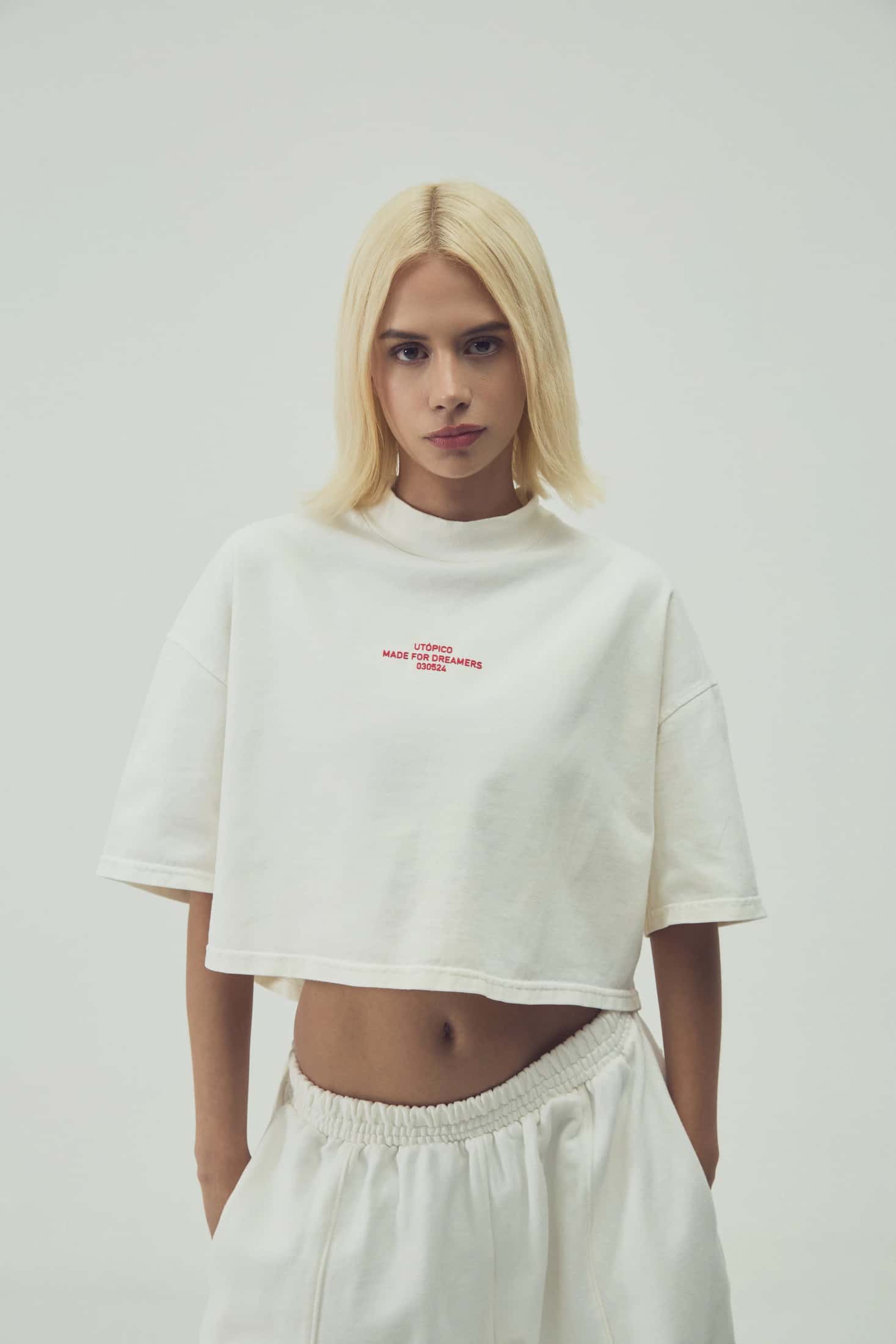 CAMISETA  CROPPED - MARFIL - miniatura 2