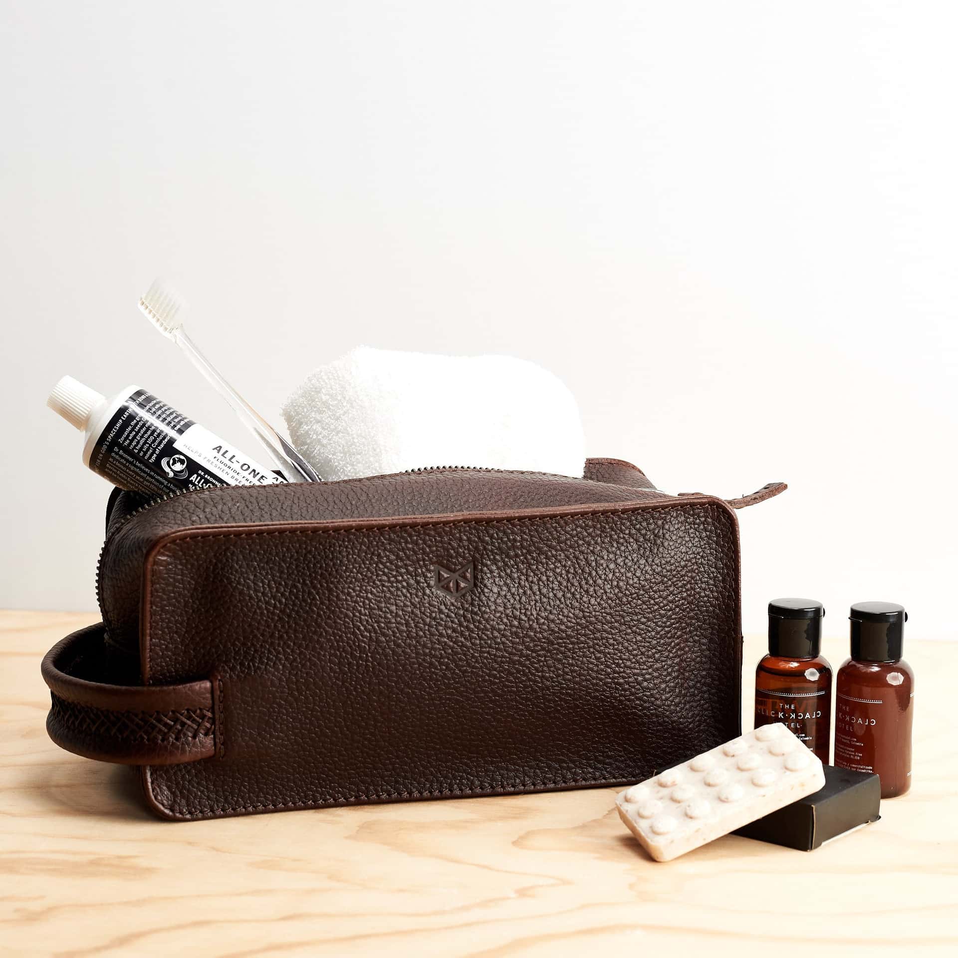 Barber Toiletry · Dark Brown