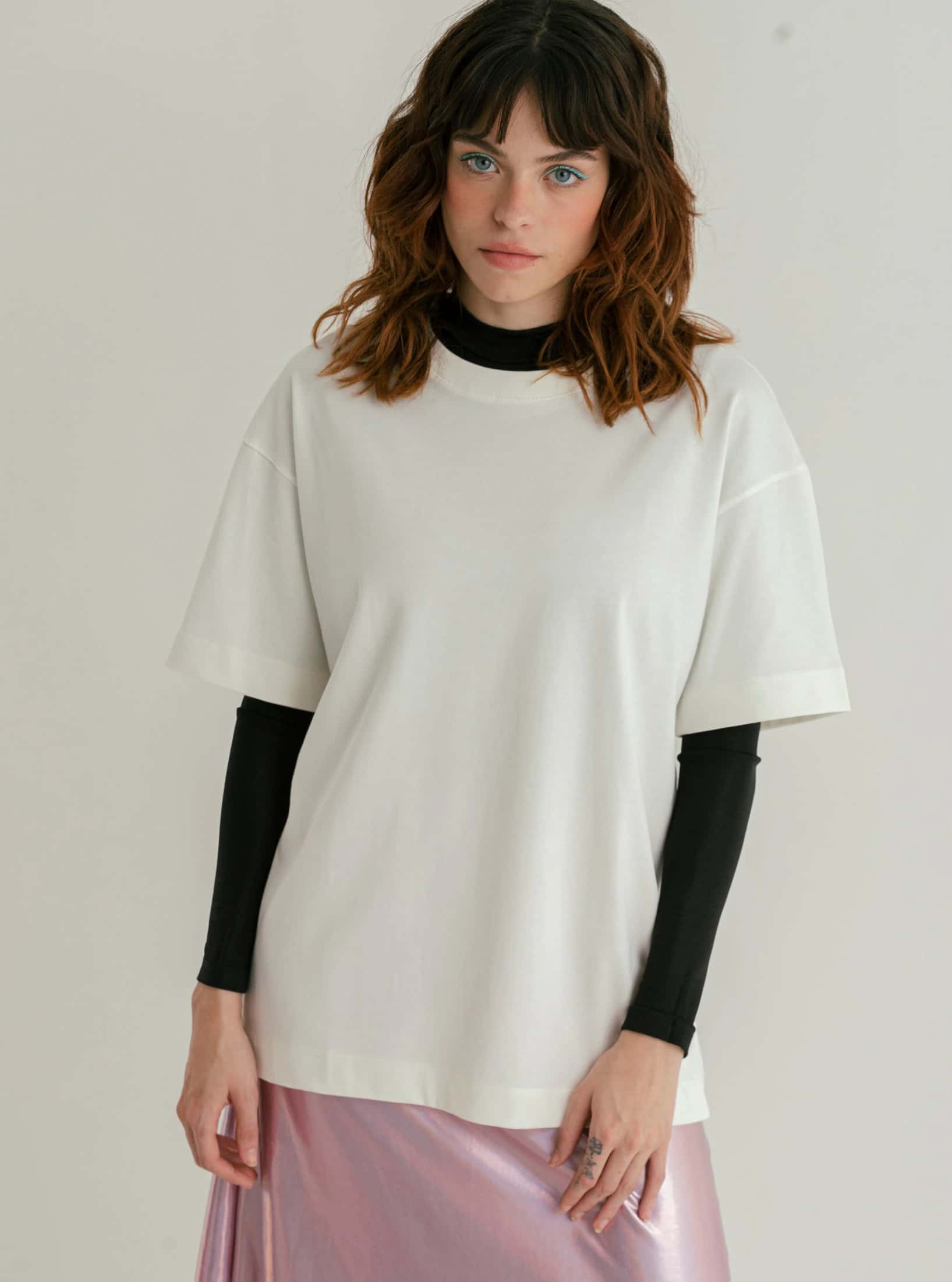 CAMISETA OVERSIZED BÁSICA MÁRFIL - miniatura 2