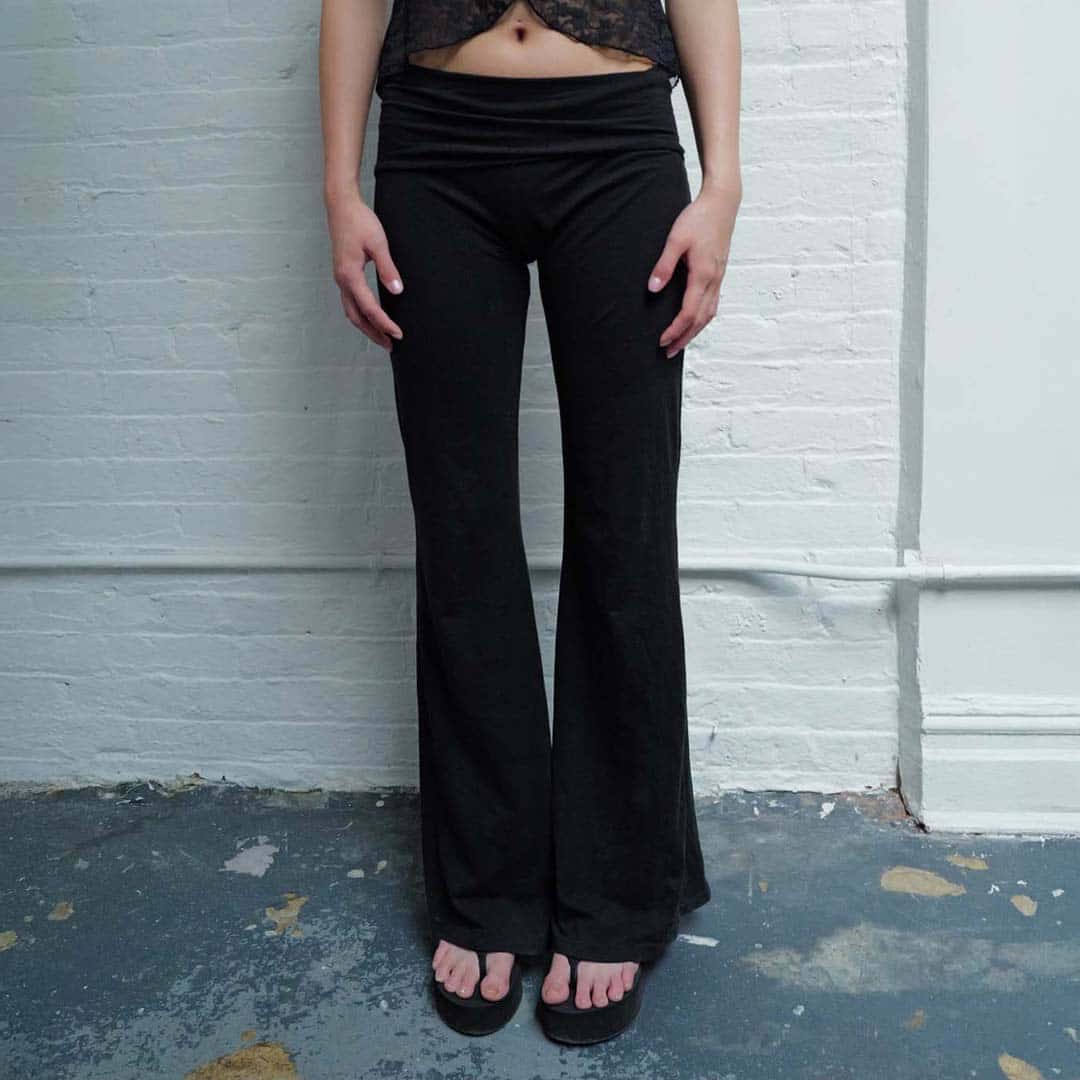 NOMI PANT