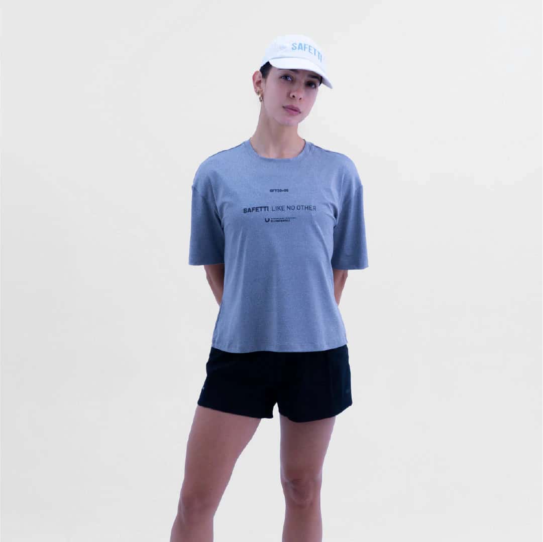 CAMISETA LIFESTYLE MANGA CORTA ROAM OVERSIZE GRAY PARA MUJER - miniatura 4