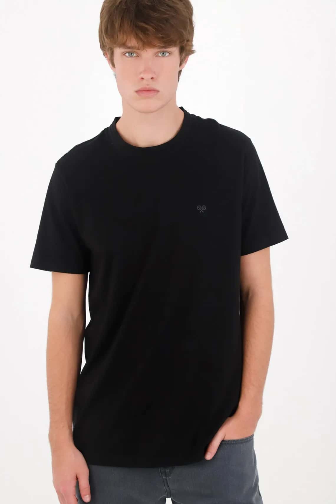Camiseta regular fit con logo de raquetas en algodón negro para hombre