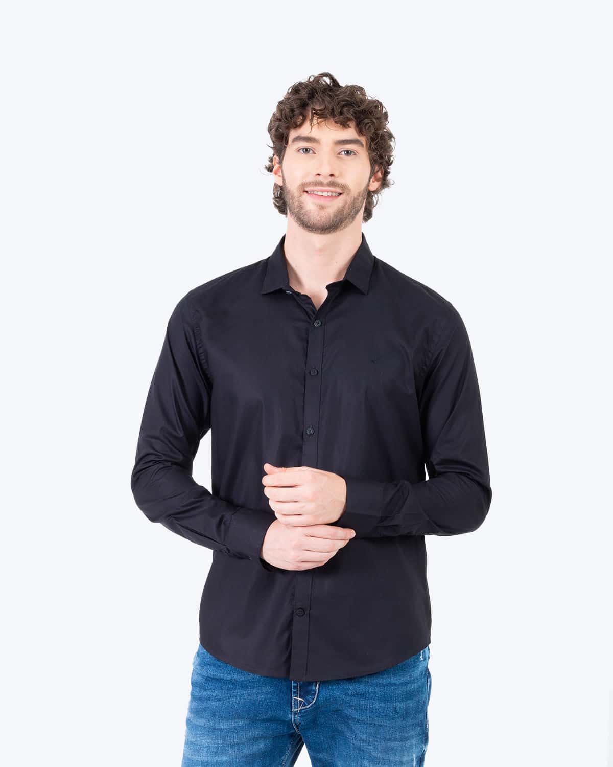 Camisa negra manga larga para hombre