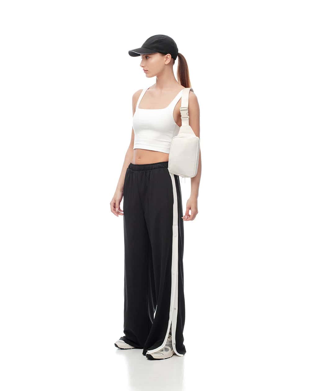 Pantalón wide leg tiro alto abertura lateral negro mujer