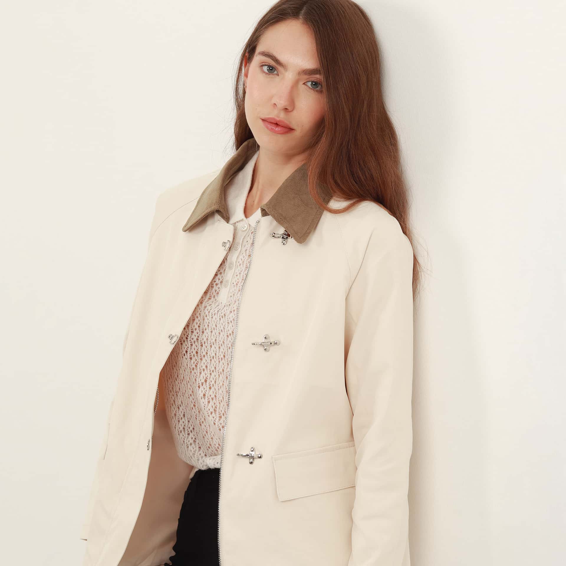 Chaqueta cazadora oversize con broches - miniatura 4