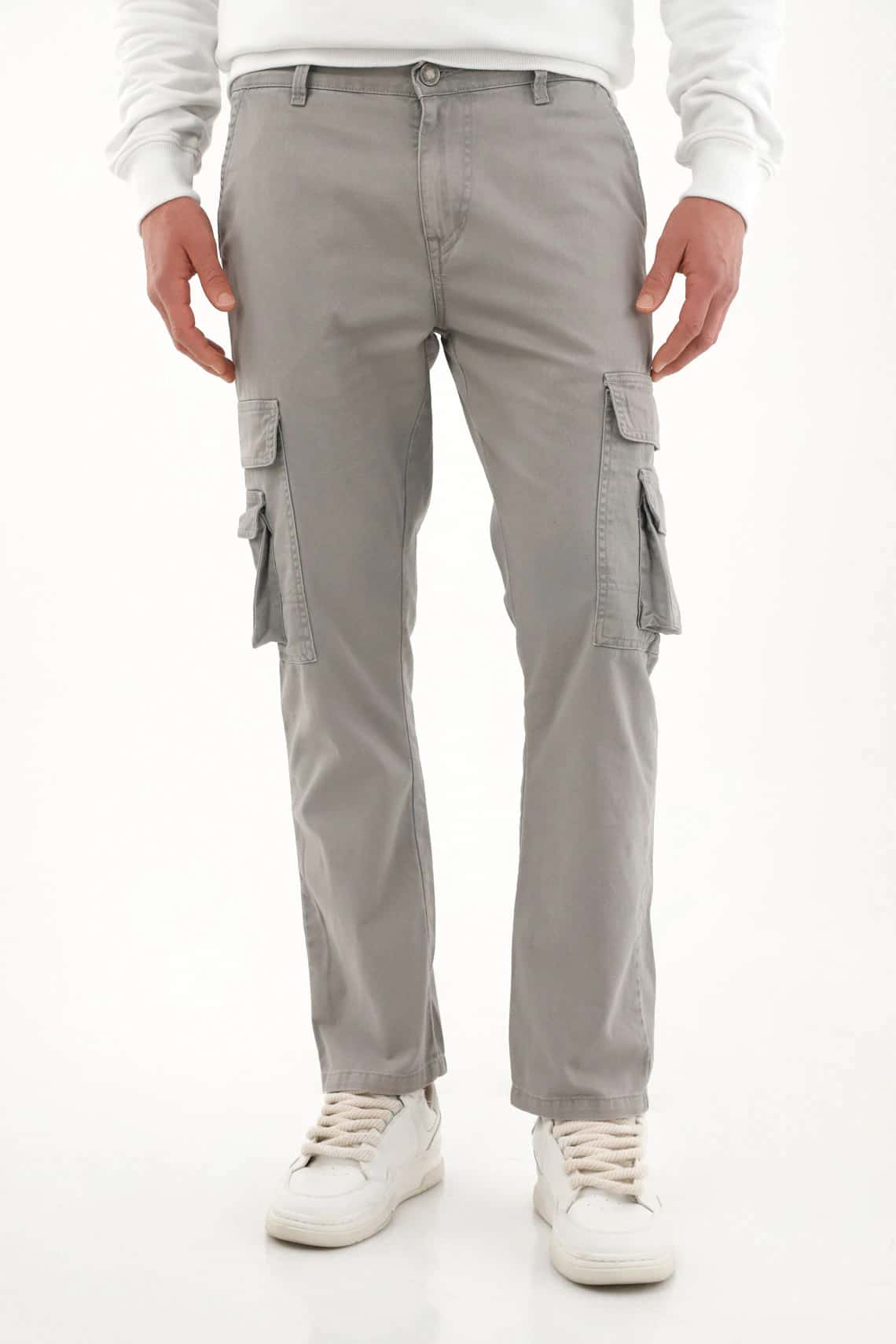 Pantalón tipo cargo gris para hombre