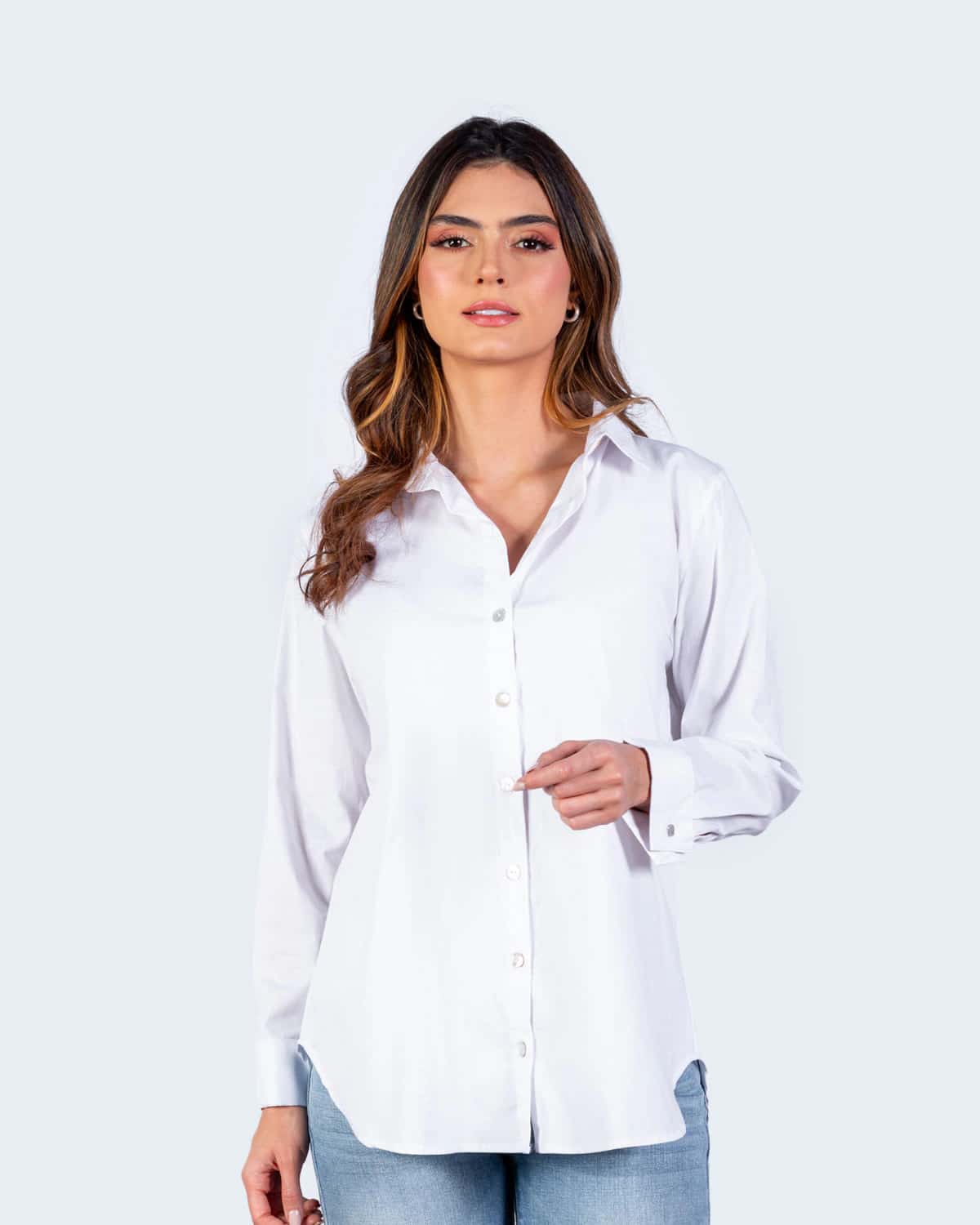 Camisa blanca manga larga para mujer