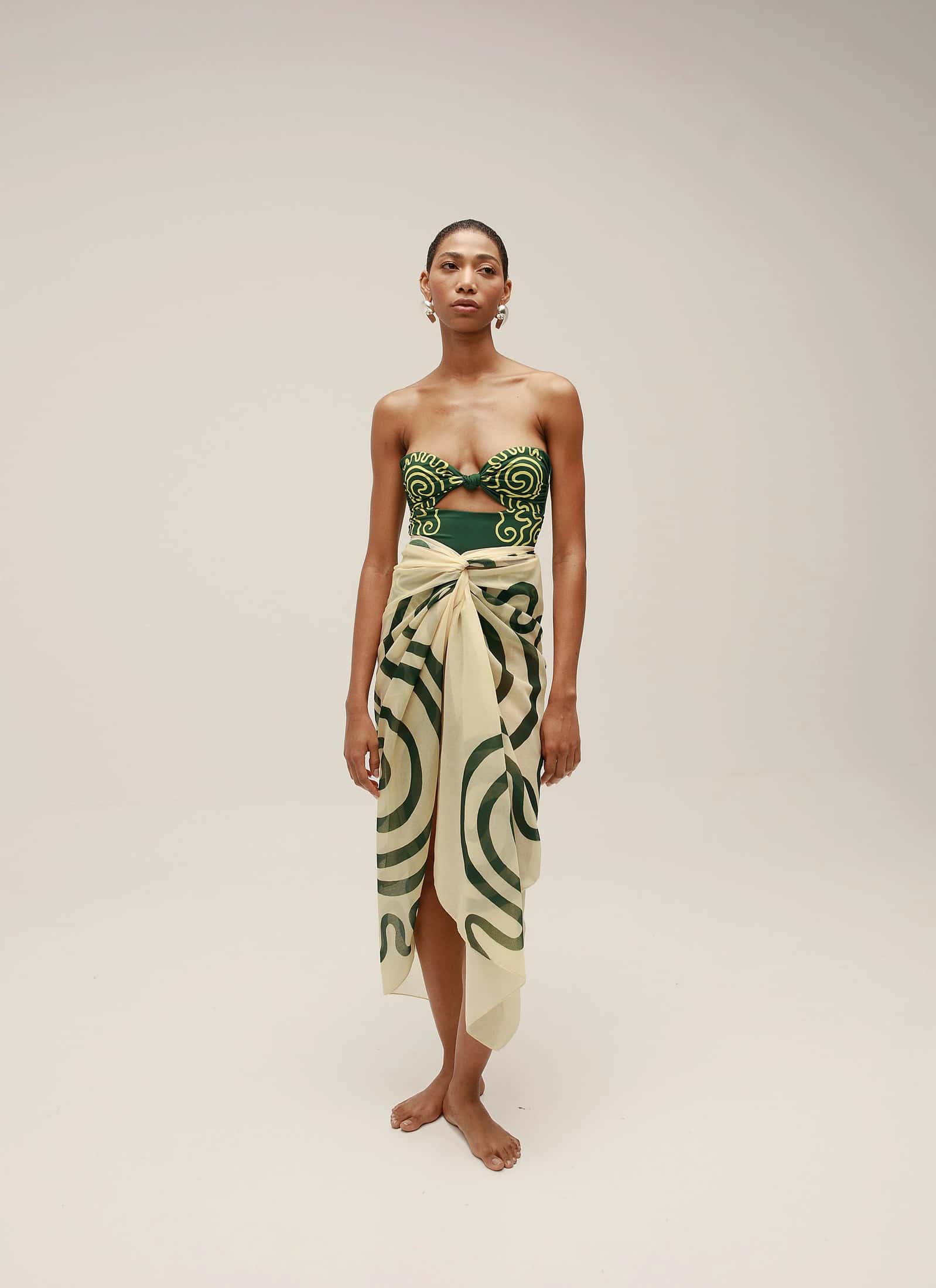 LUANA SARONG