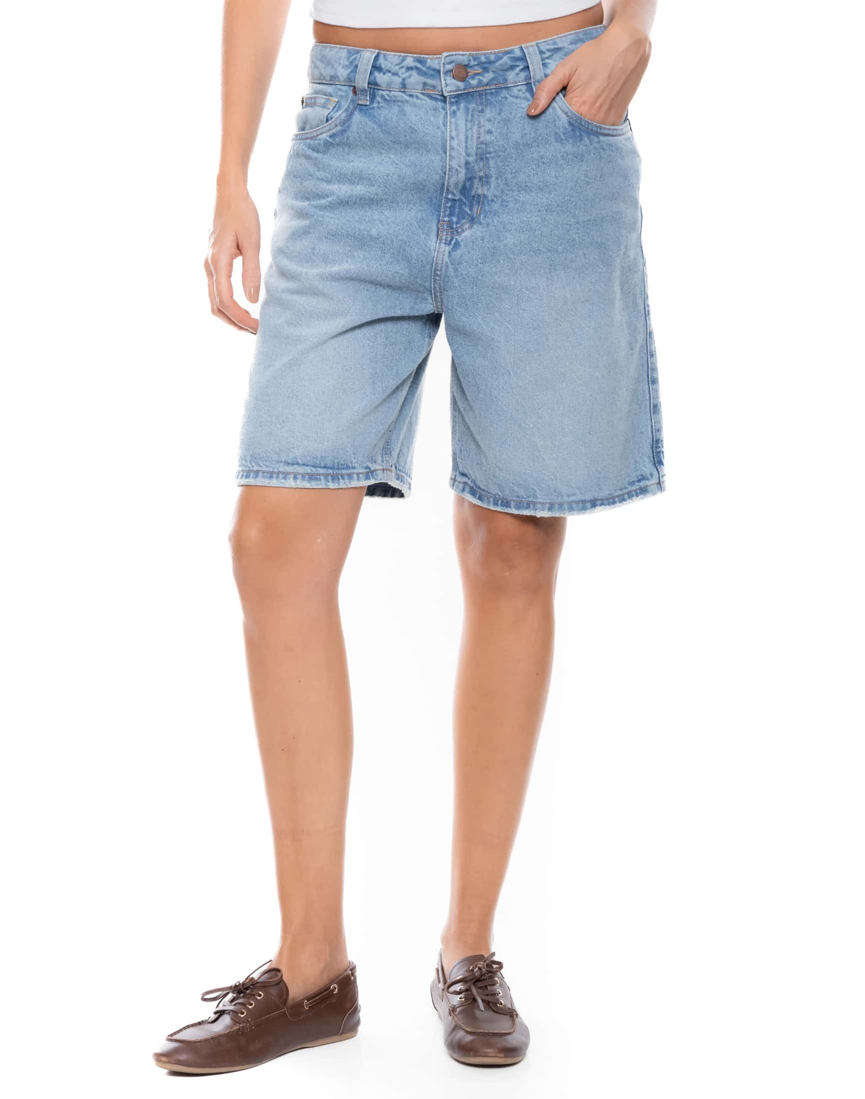 Bermuda Denim Con Ruedo Desflecado