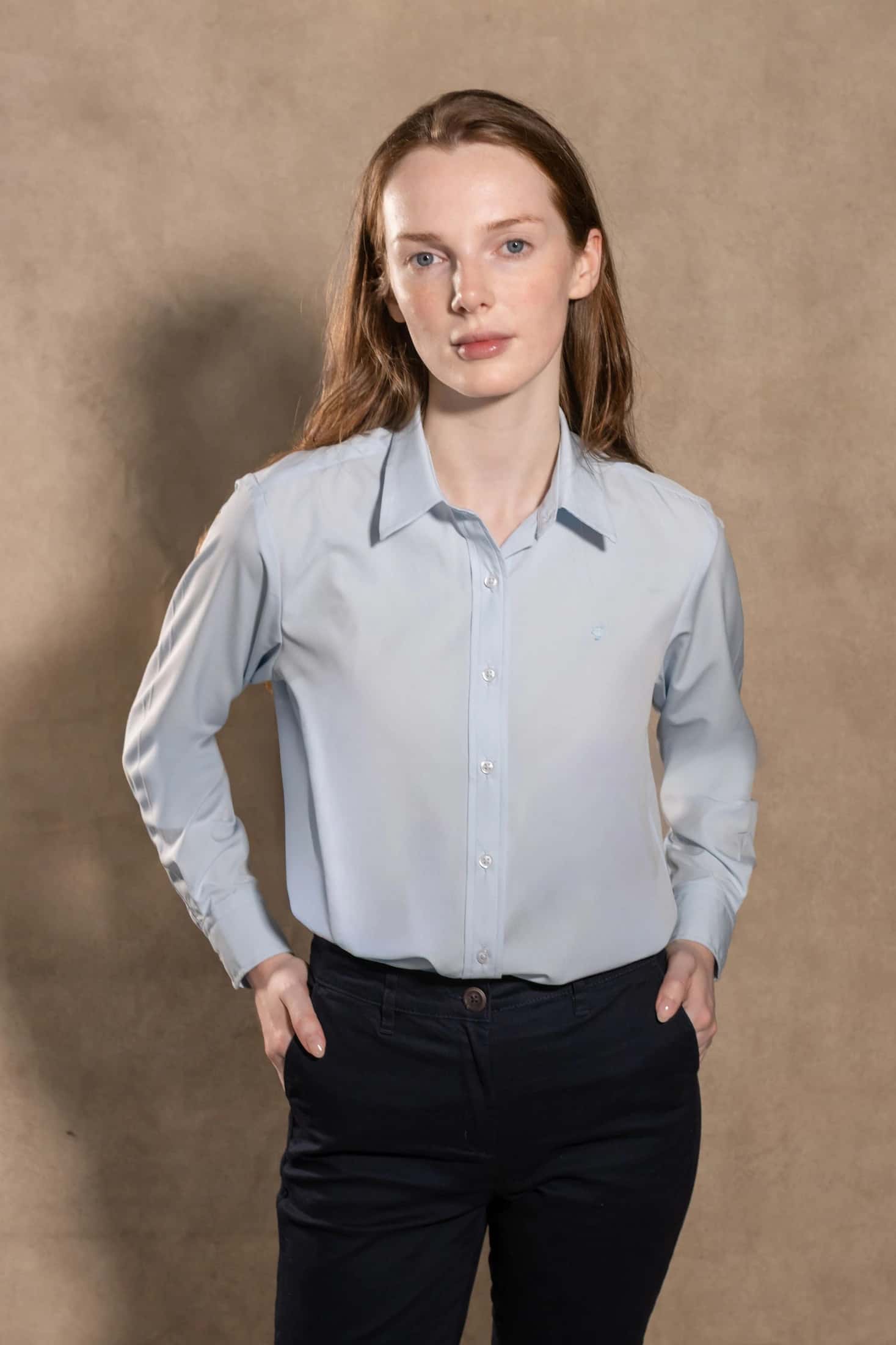 Camisa Performance Antiarrugas De Mujer Azul Claro