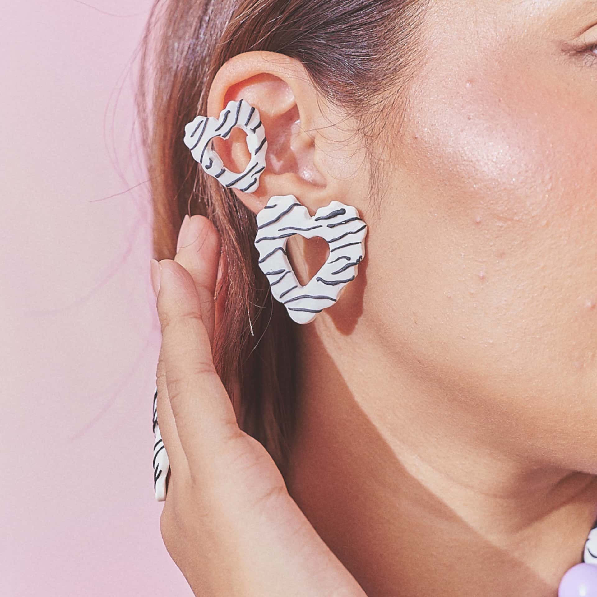 Aretes Corazón Rayado Maxi