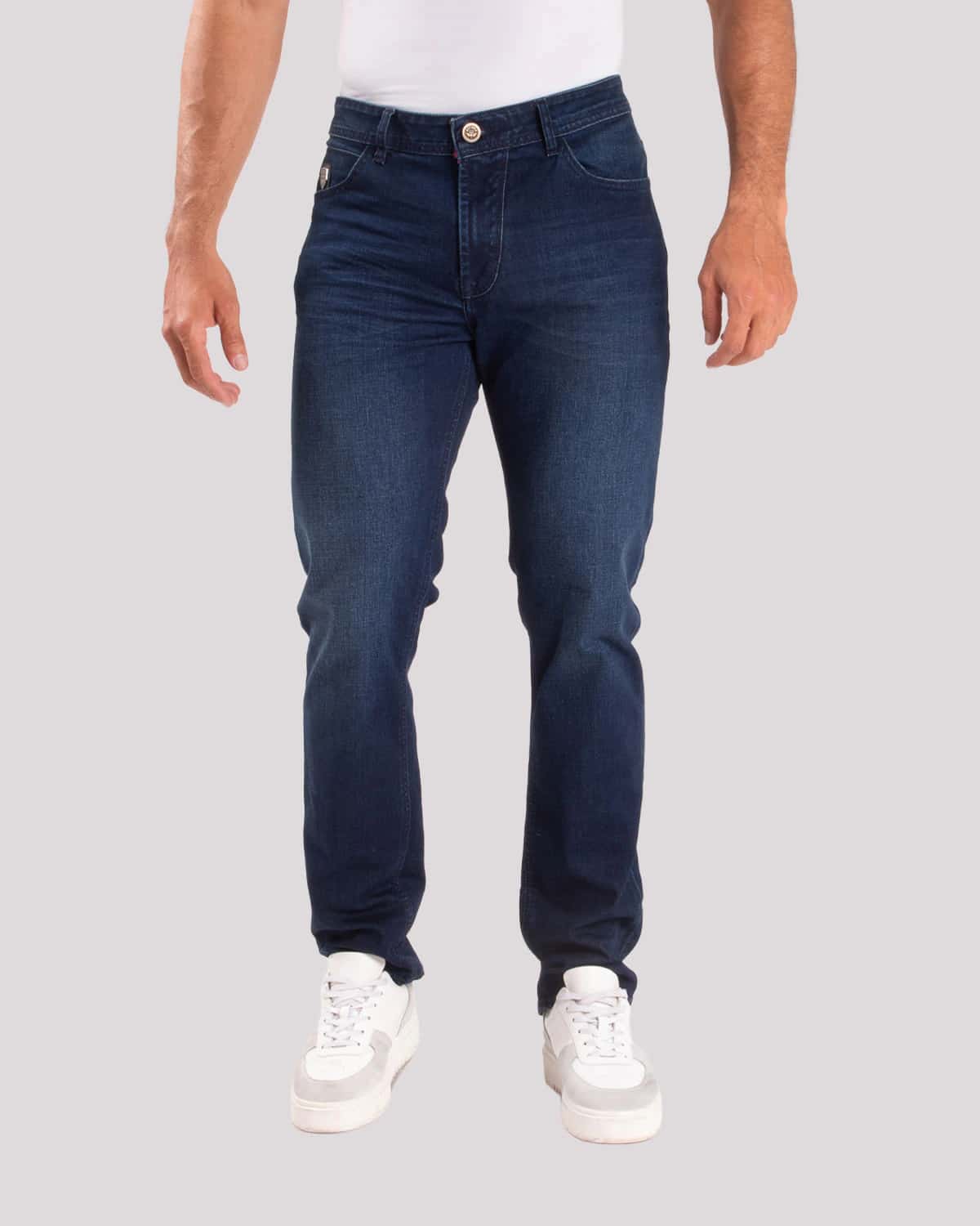 Jean tono oscuro para hombre