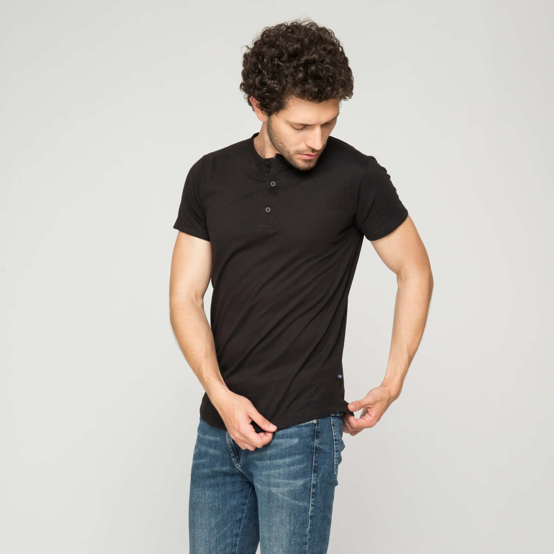 Camiseta Henley Algodón Negro - miniatura 4