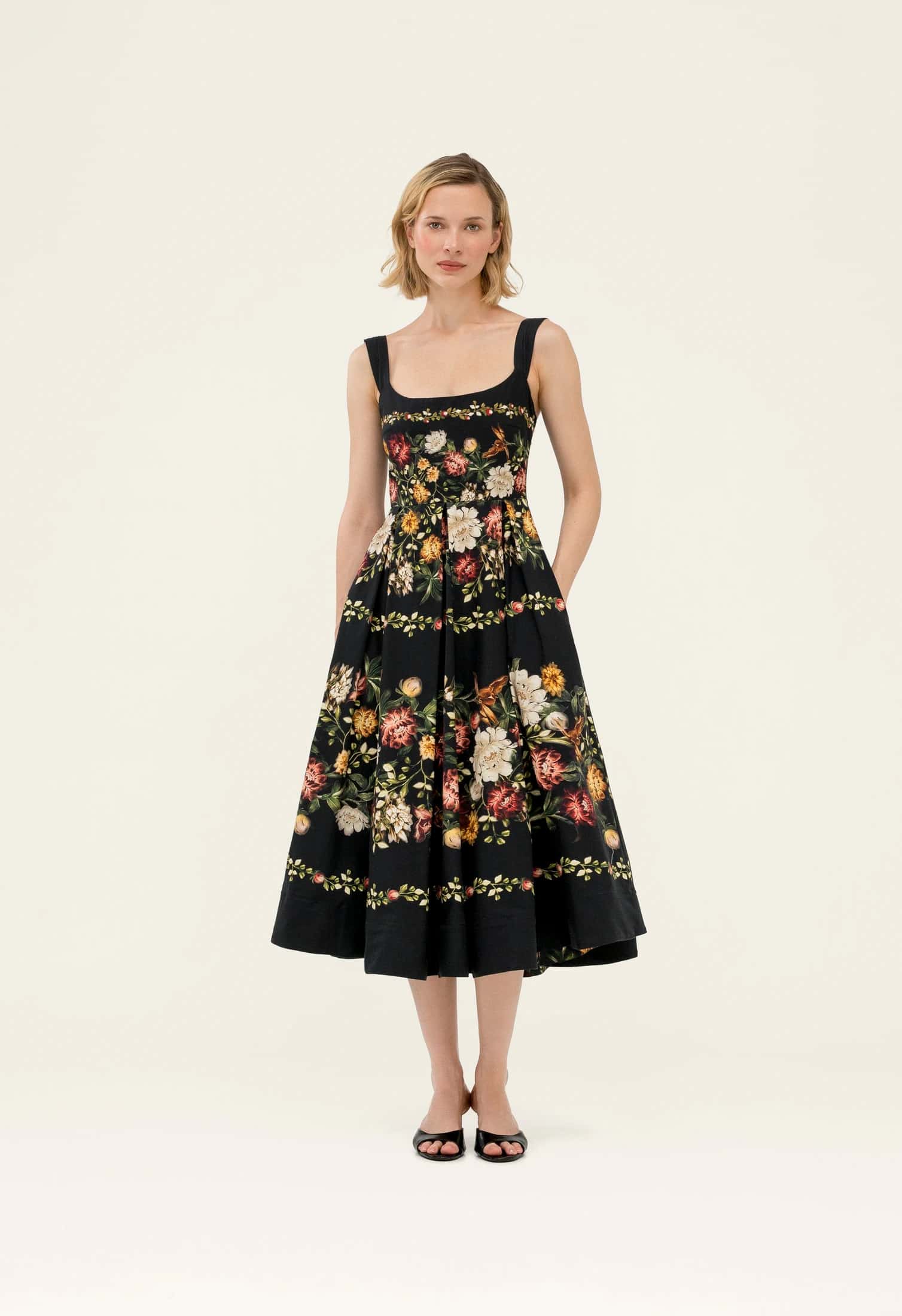 Alcaparra Paramo Midi Dress