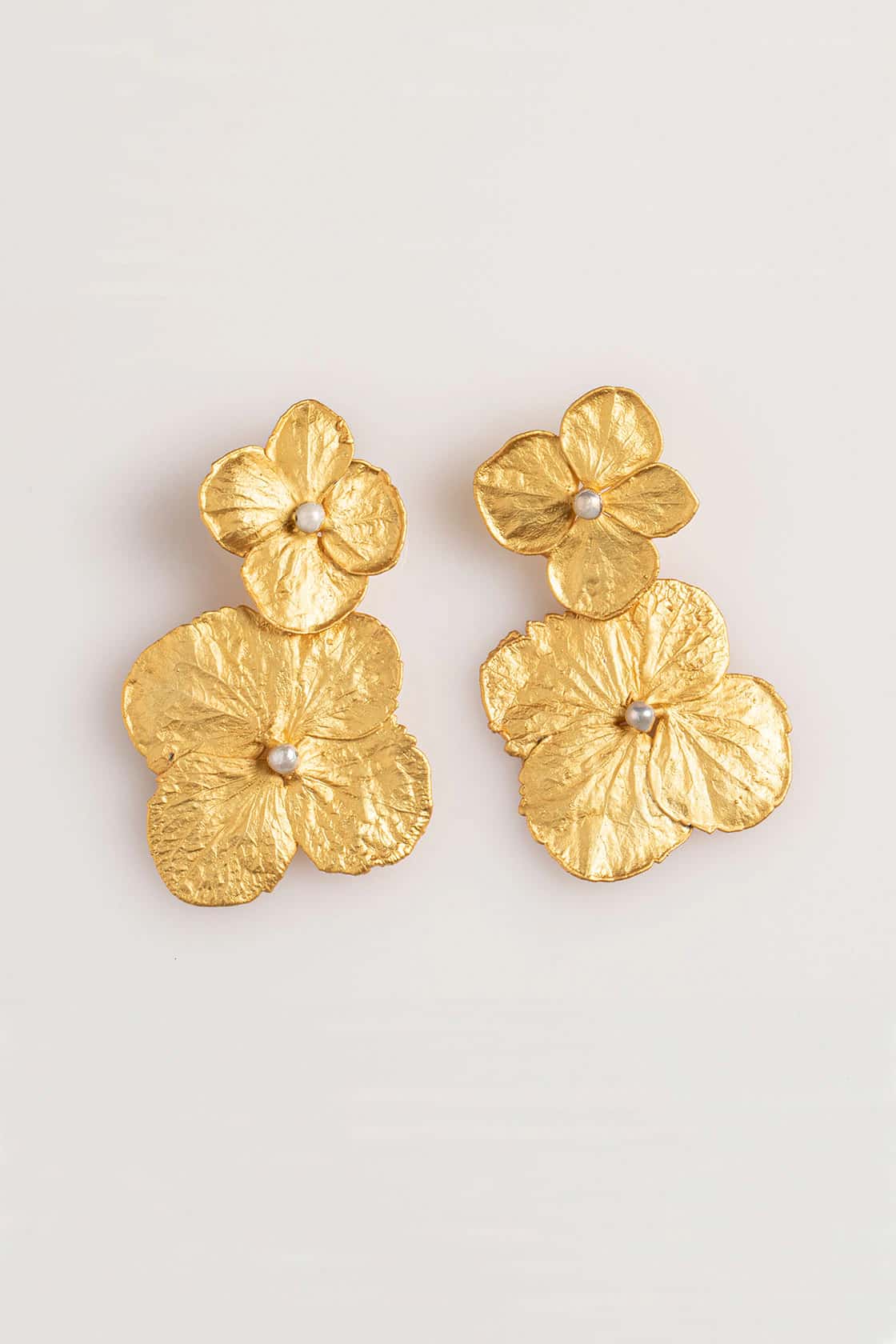 DOUBLE HYDRANGEAS AND PEARL EARRINGS