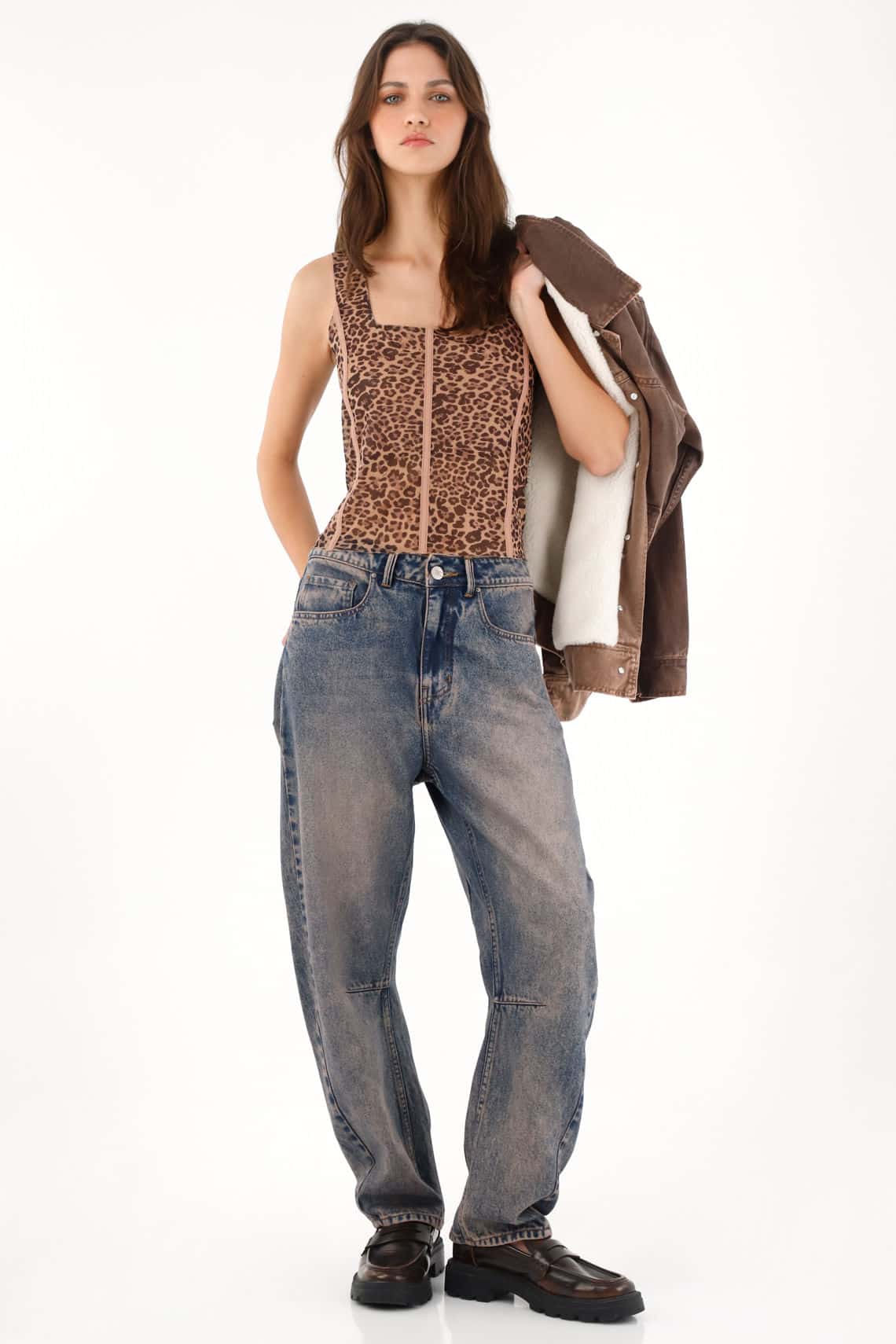 Camiseta con estampado animal print para mujer