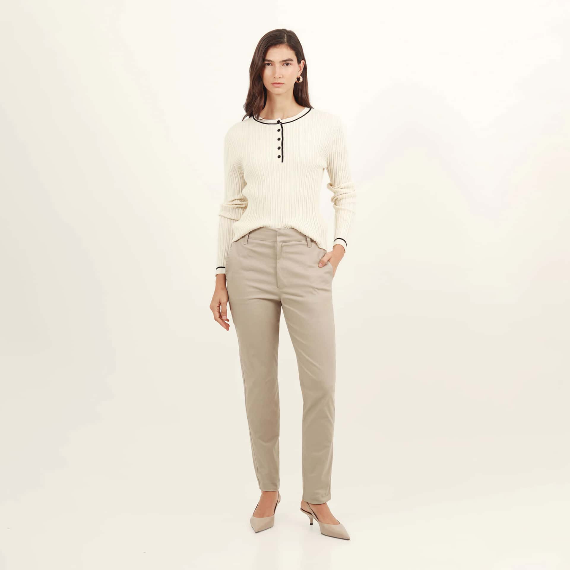 Pantalón básico bota recta