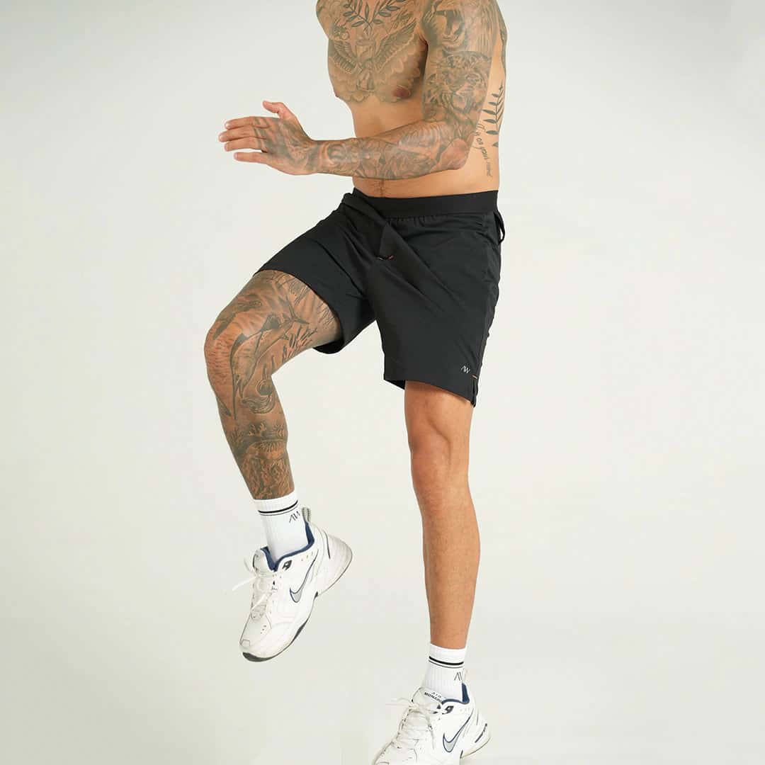Crimson short men Negro