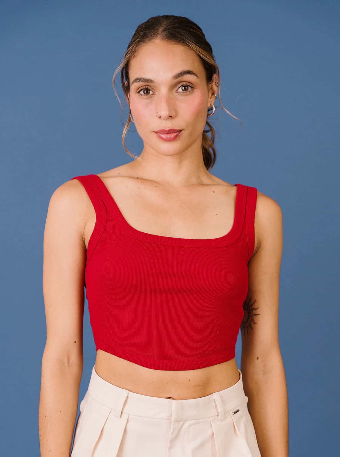 TANK TABATA ROJO