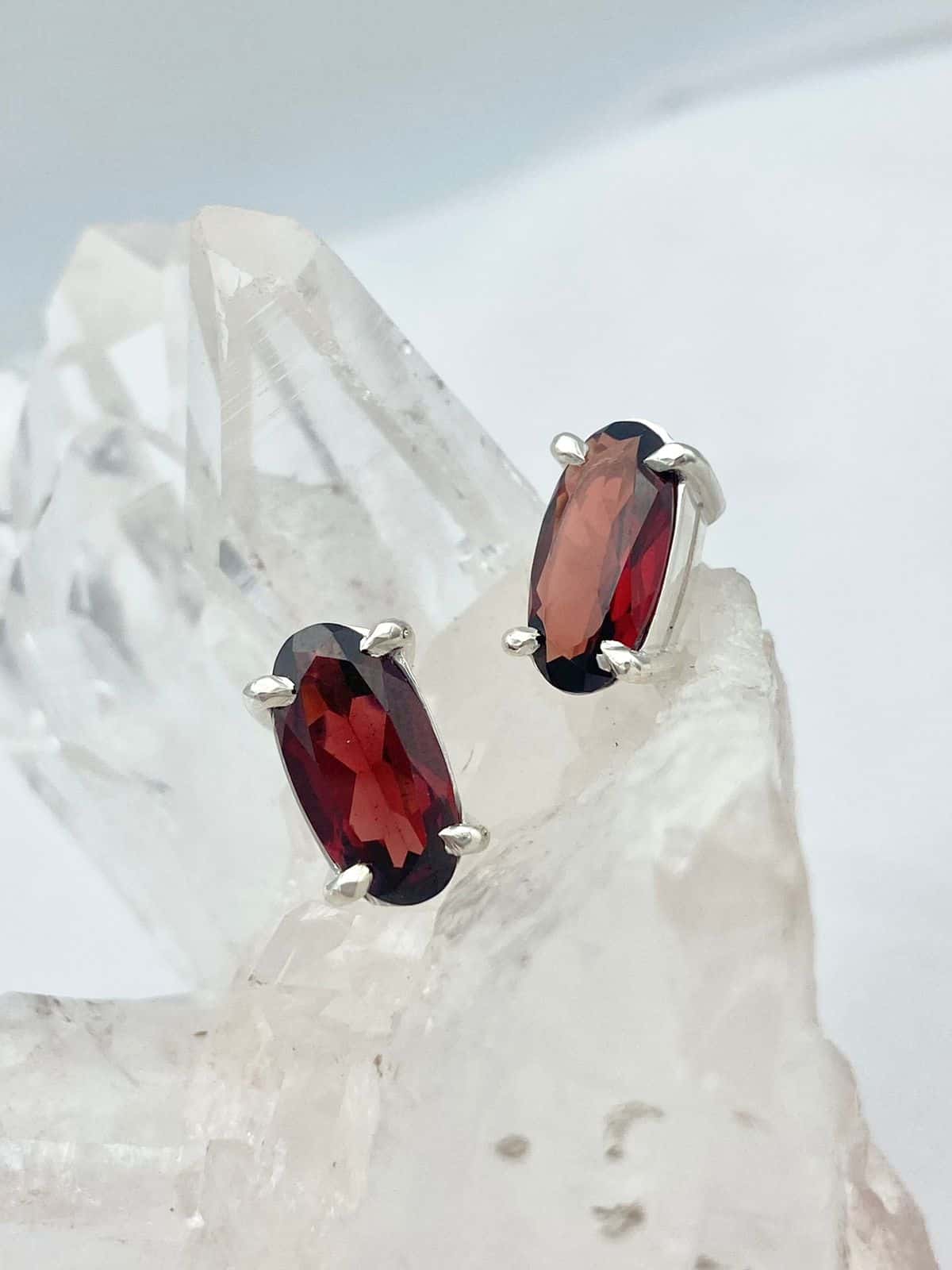 Anillo Granate Óvalo alargado - miniatura 2