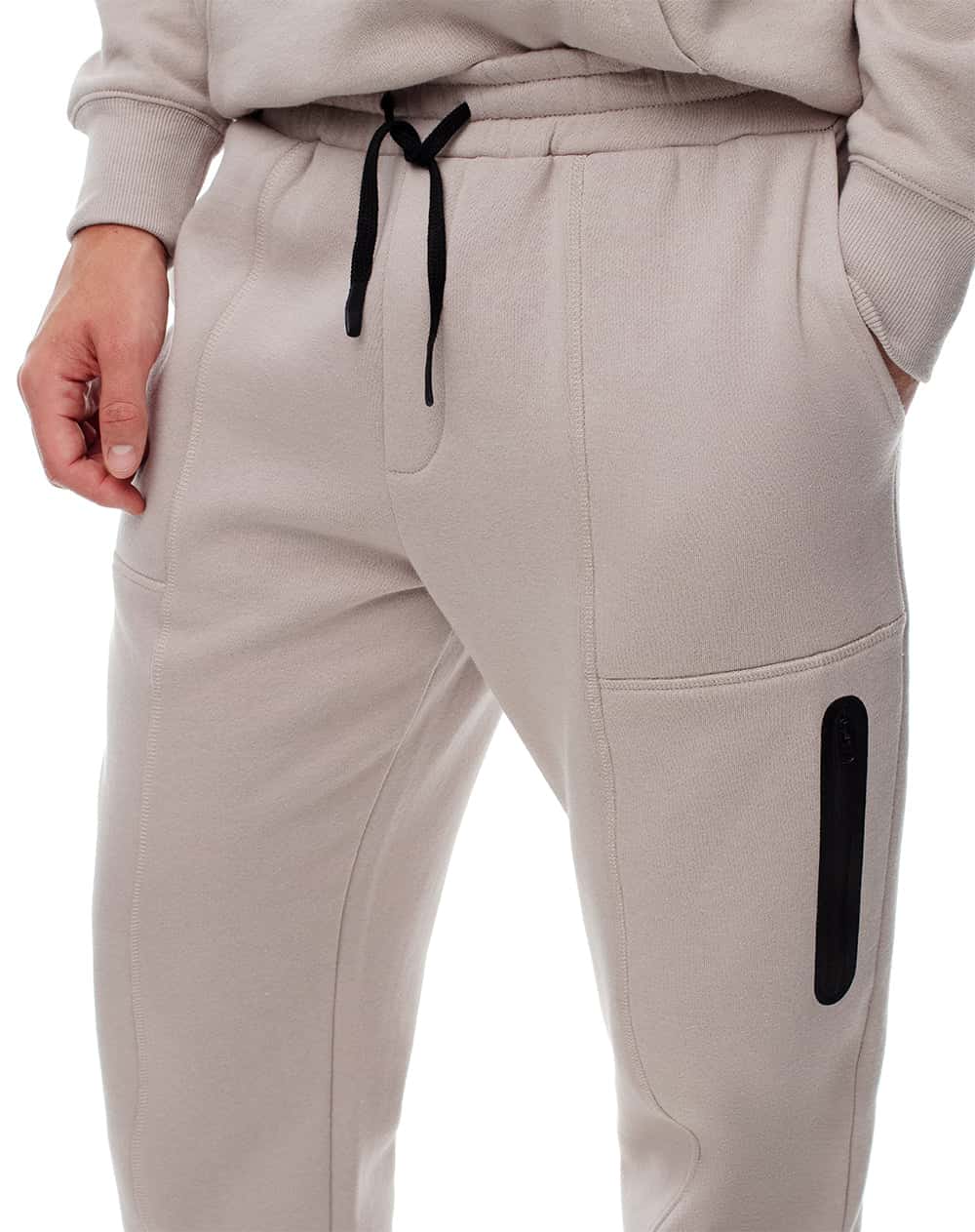 Jogger regular café hombre