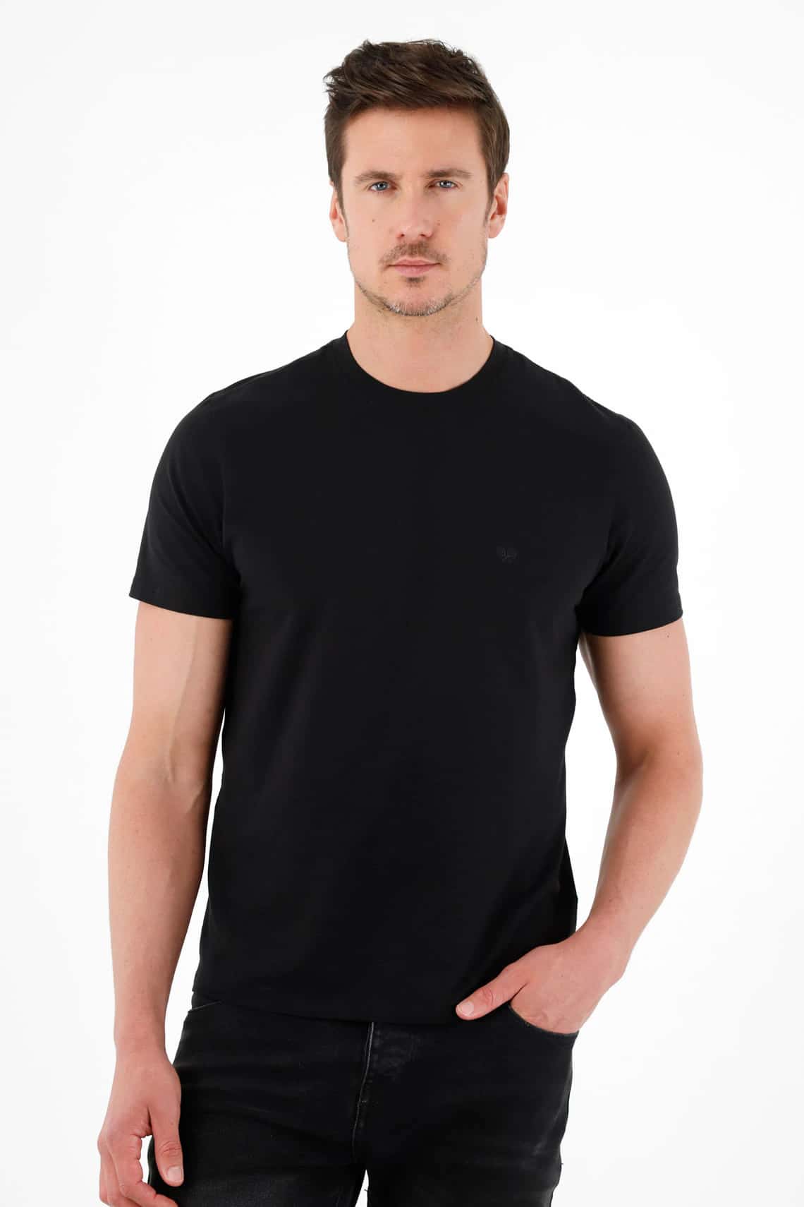 Camiseta cuello redondo negra para hombre