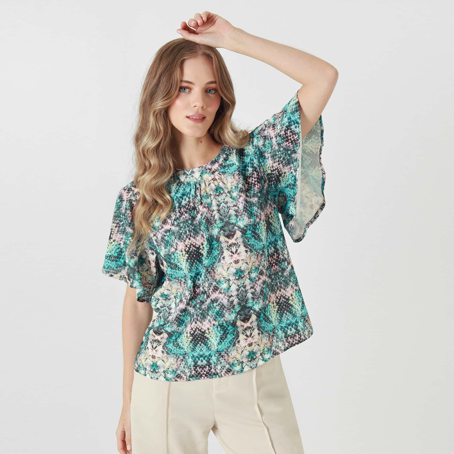 Blusa Cuello Redondo Manga Corta - miniatura 5