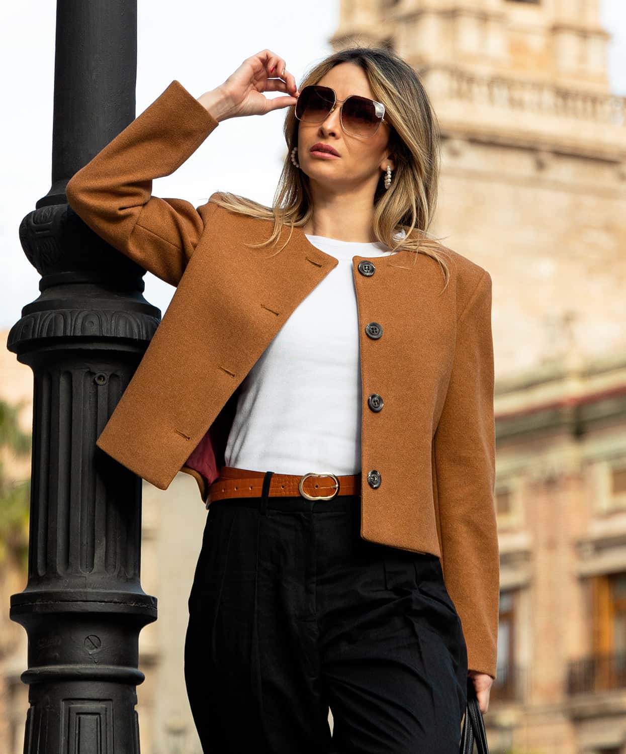 Chaqueta Cropped en Paño Camel Chicago
