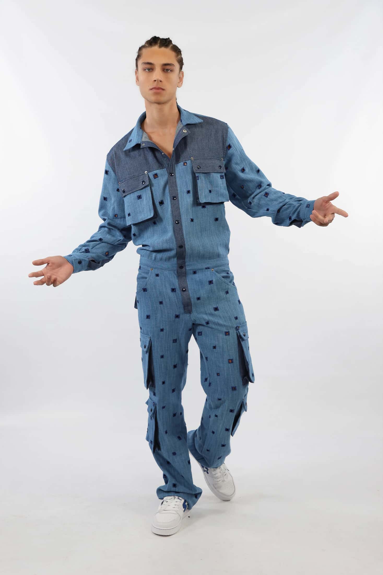 Embroidered Denim Jumper - miniatura 1