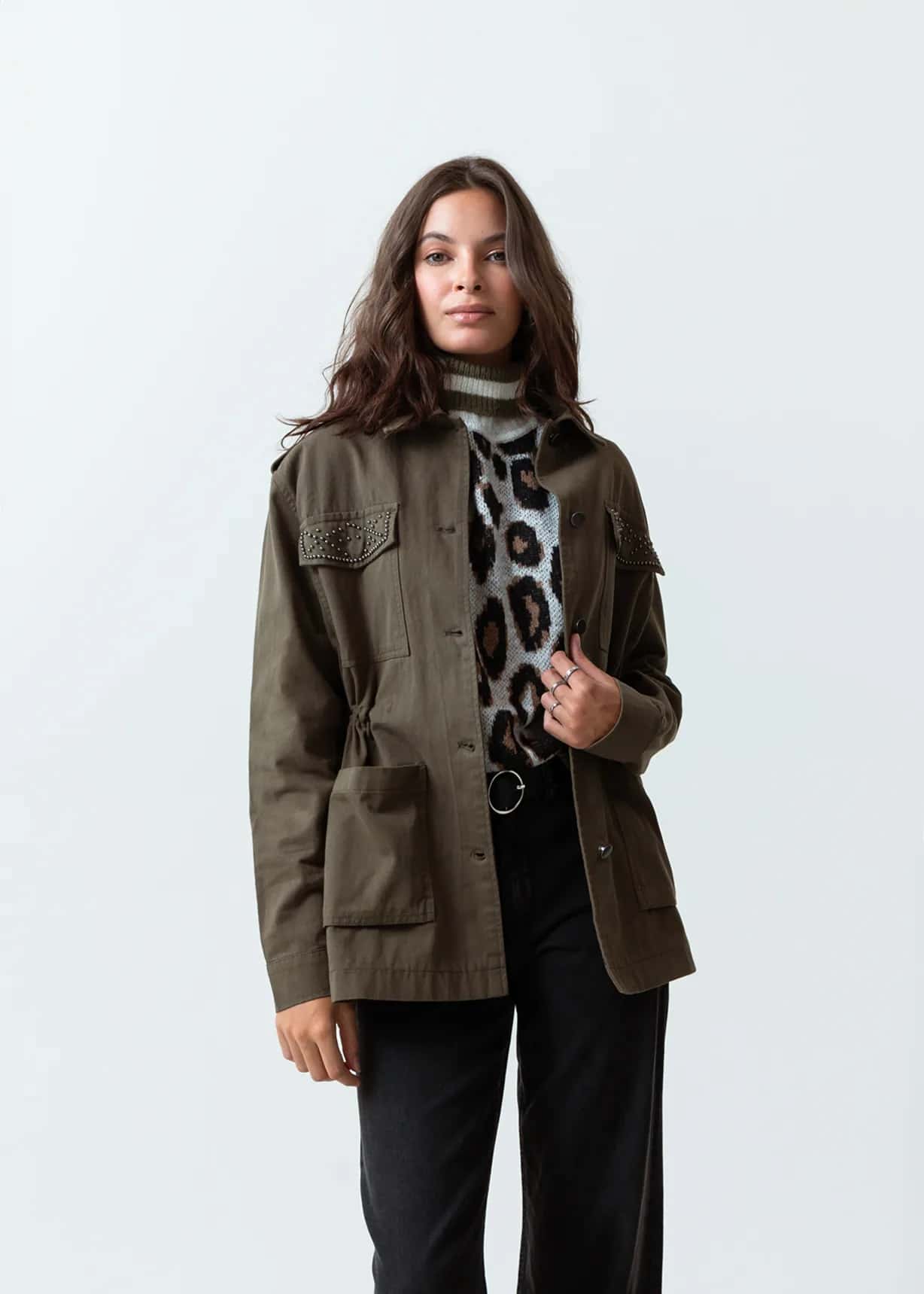 Chaqueta con bolsillos de parche