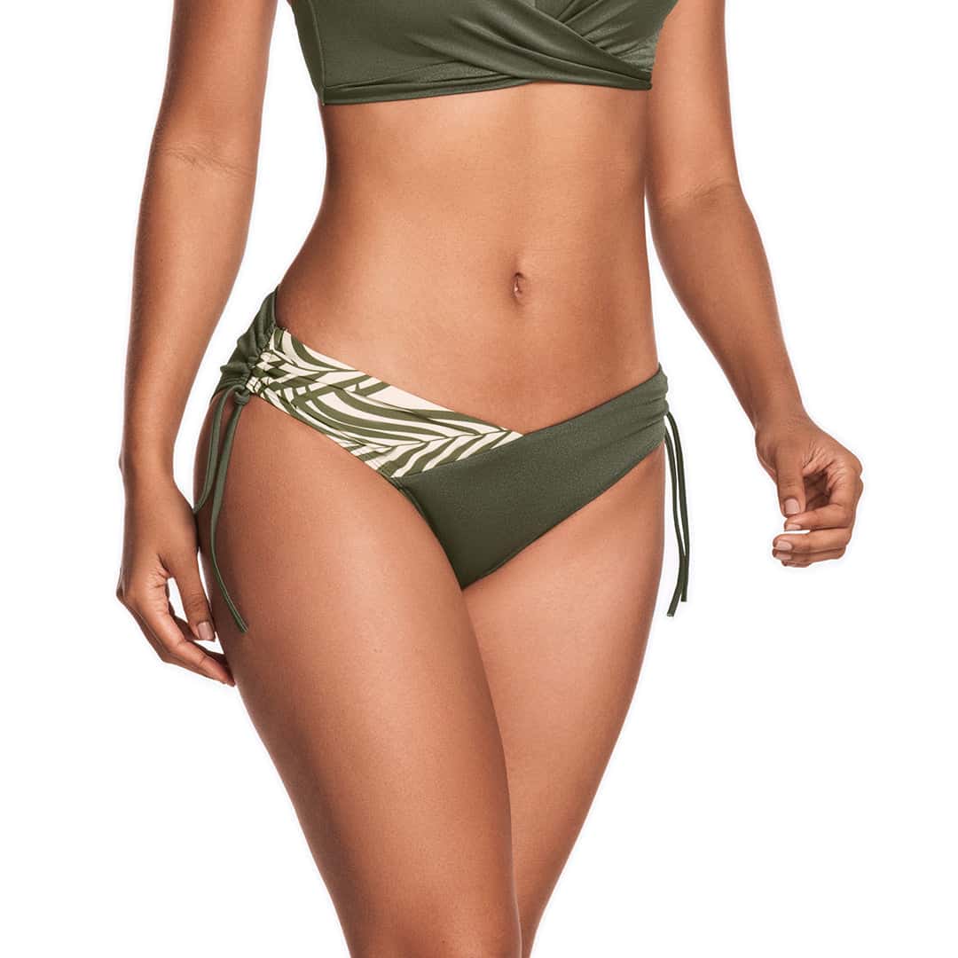 PANTY DE VESTIDO DE BAÑO CON CORTE DELANTERO