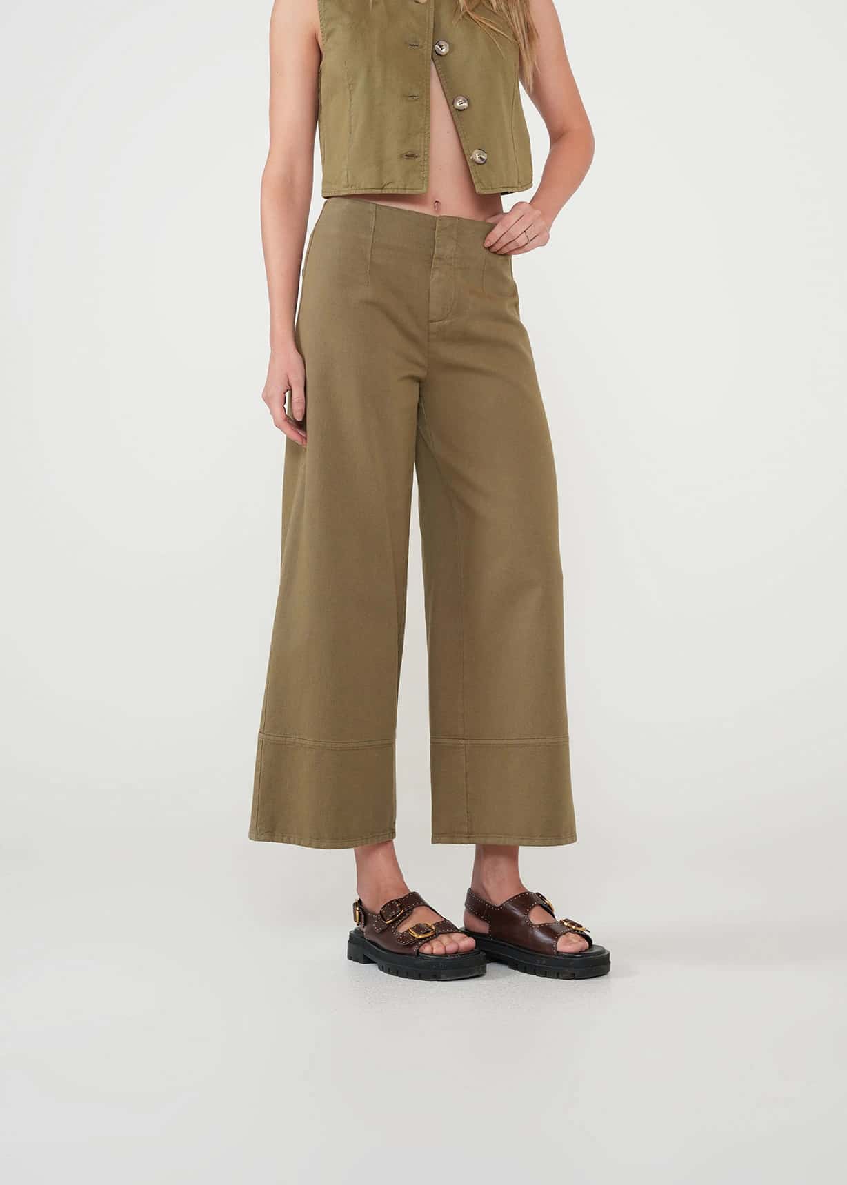 Pantalón Wide Leg con prenses