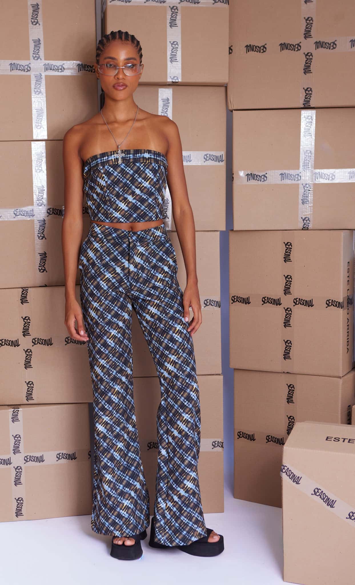 NIGHT GRID PANTS