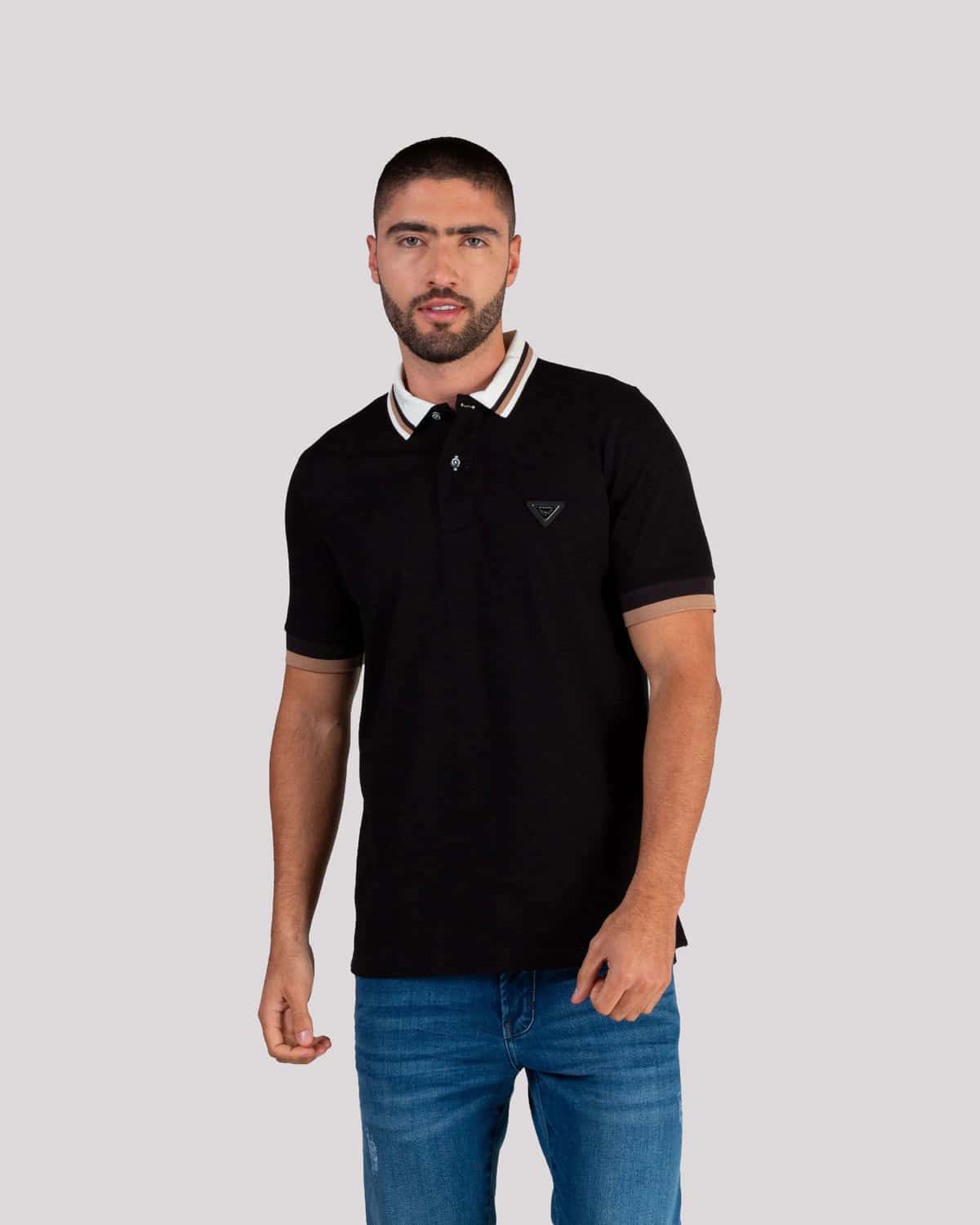 Polo negra para hombre