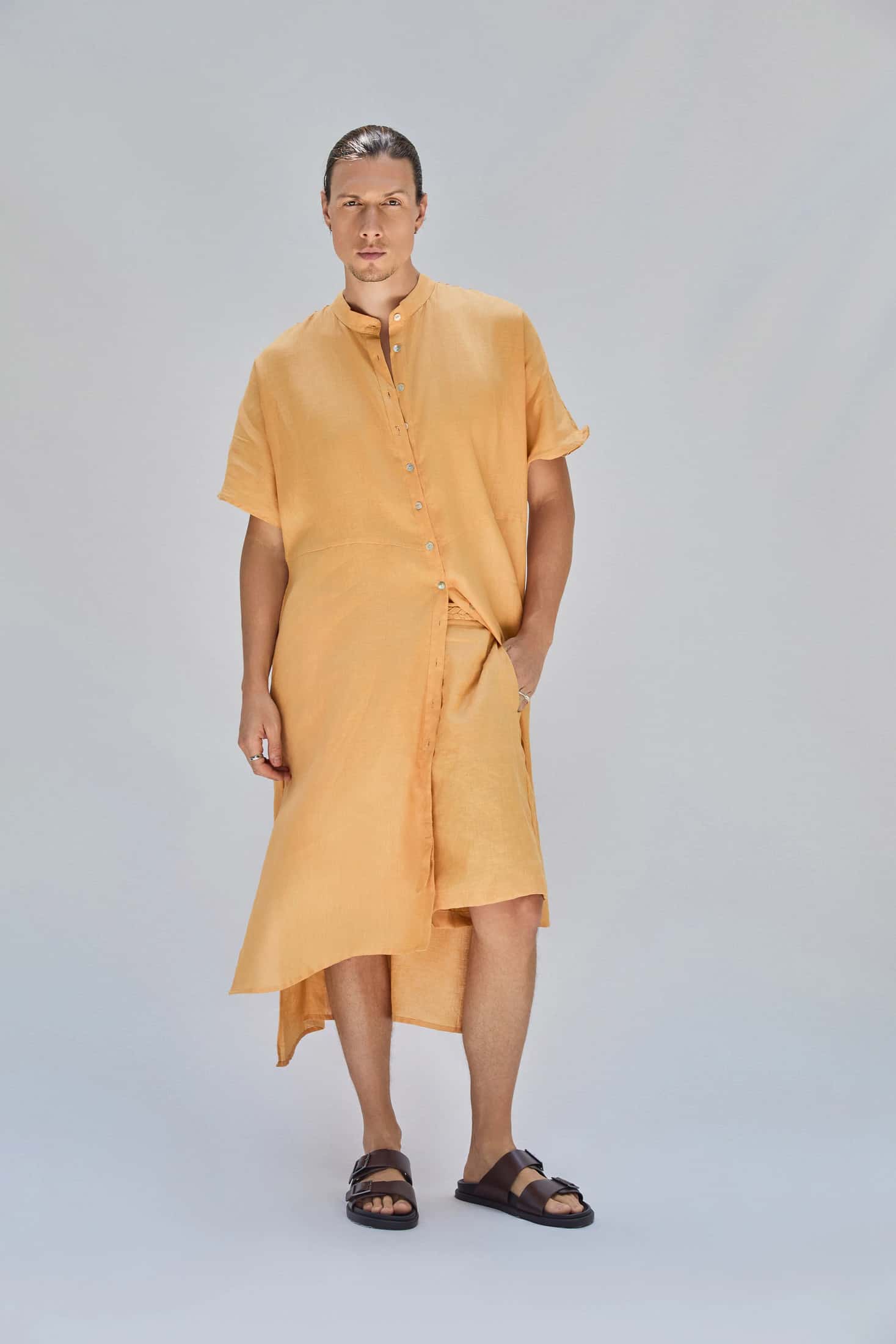 COVA TUNIC UNISEX GOLDEN