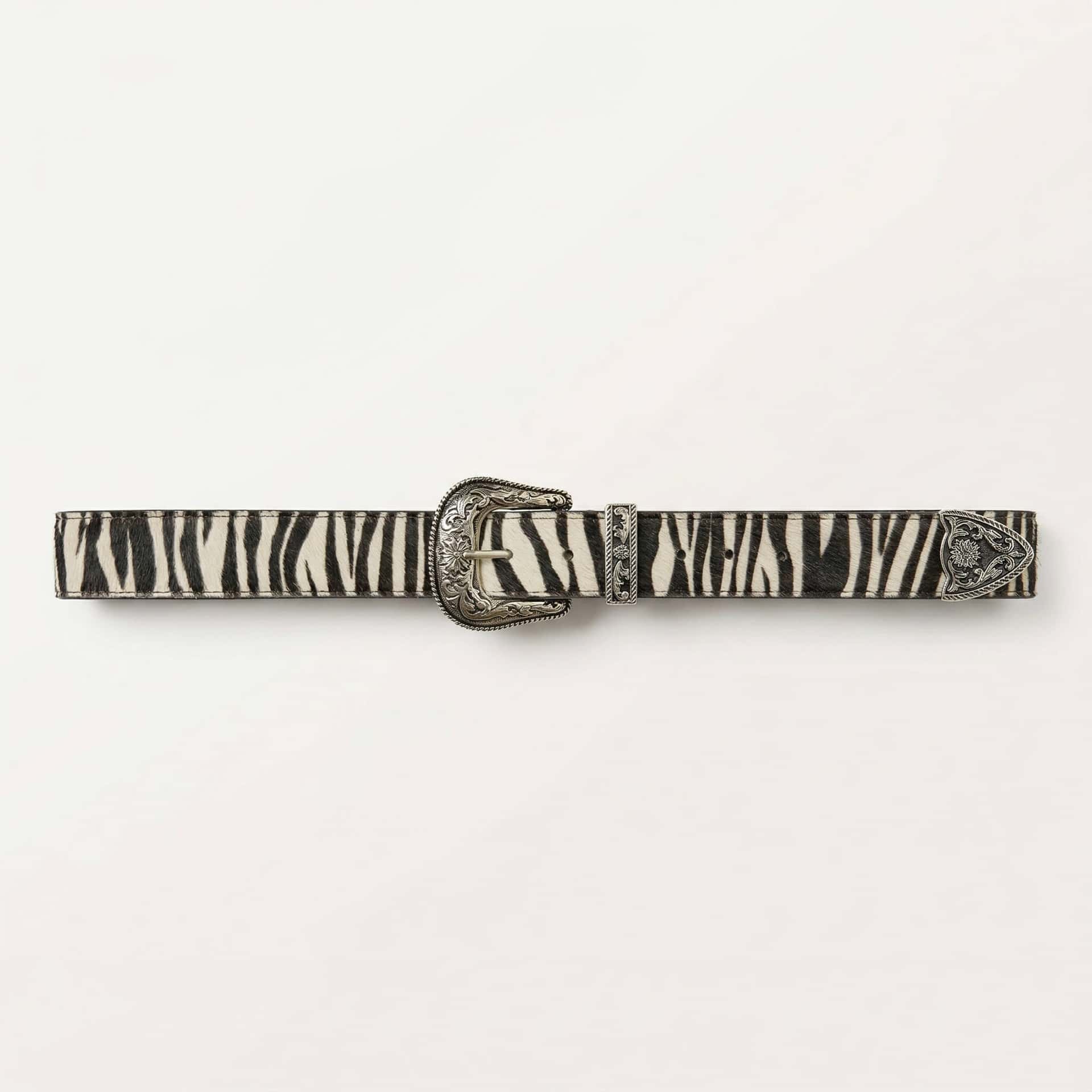 Cinturón de Cuero Zebra con Hebilla Western – Diseño de Autor