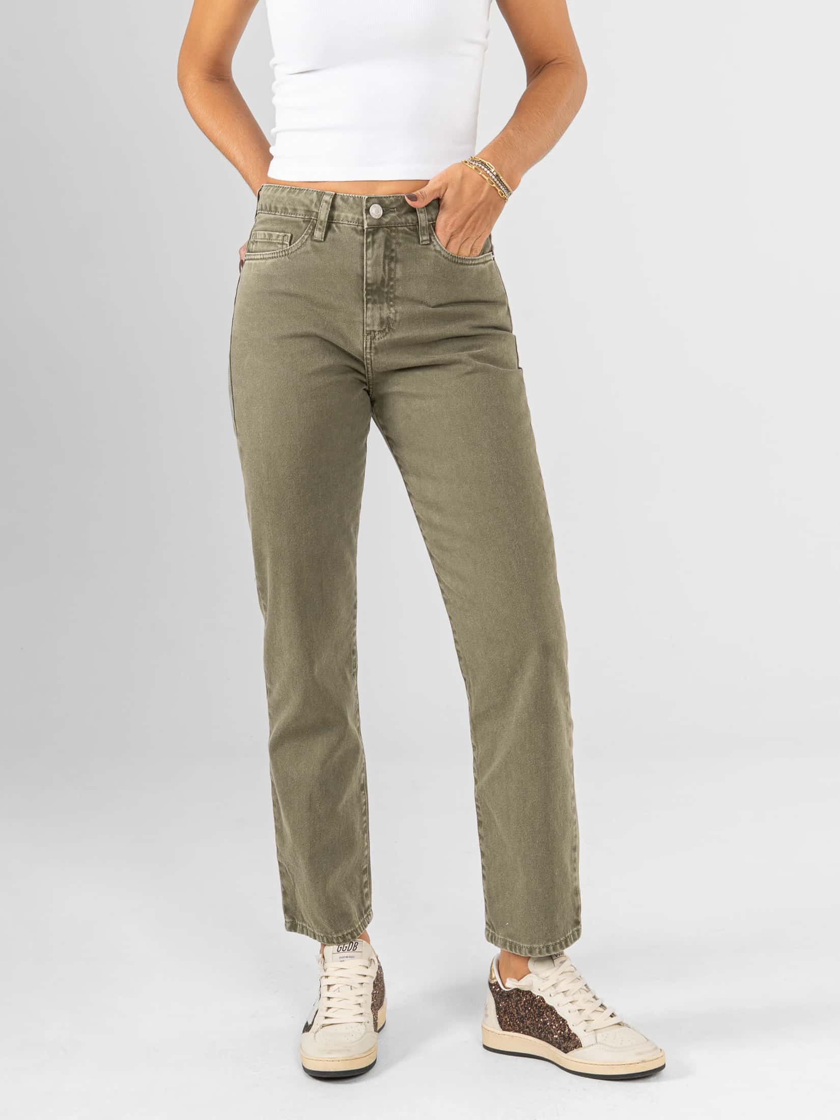 Ref: 0620527 Pantalón mom fit, rígido, tiro alto, tono verde