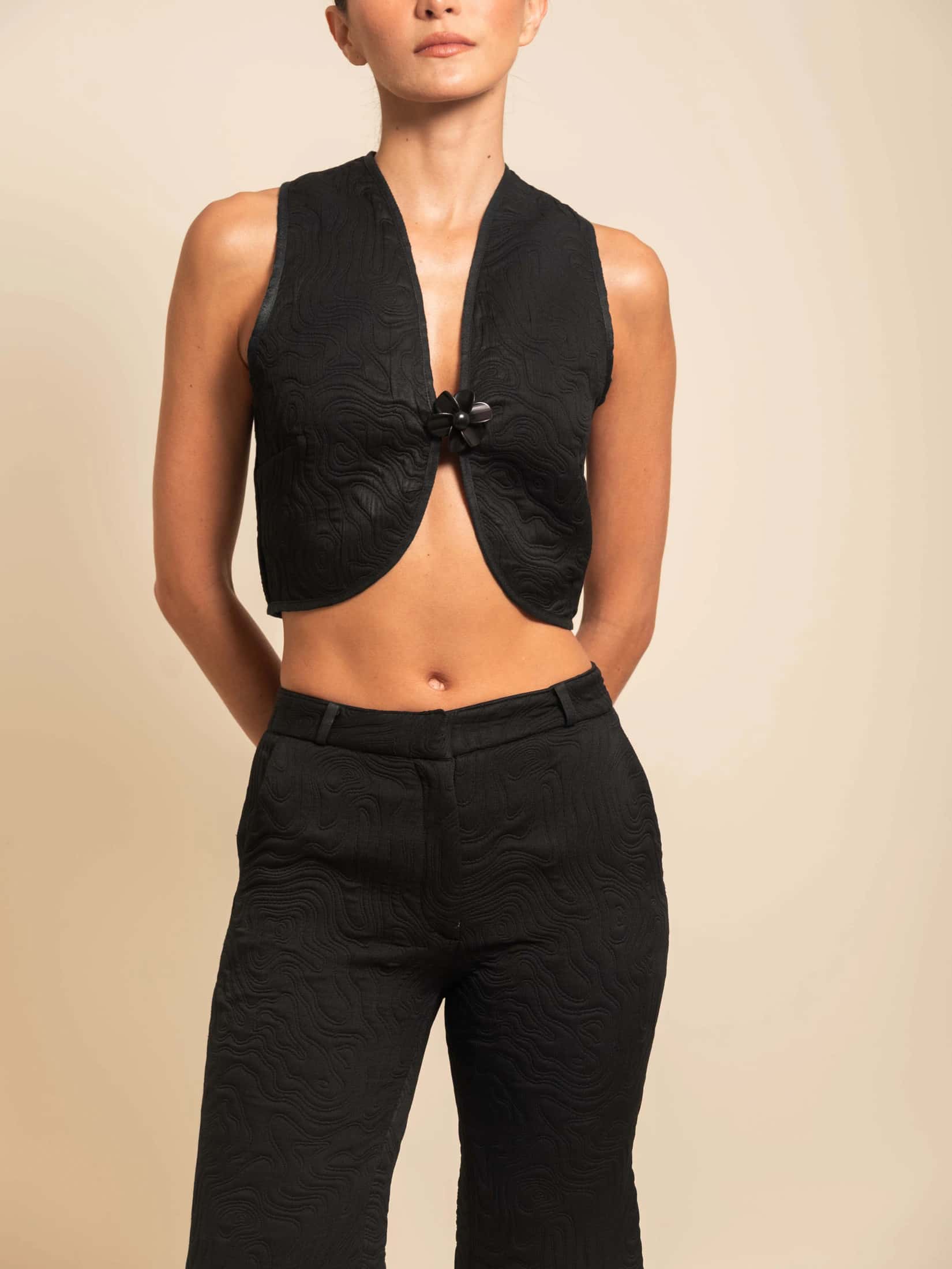 JACK VEST BLACK