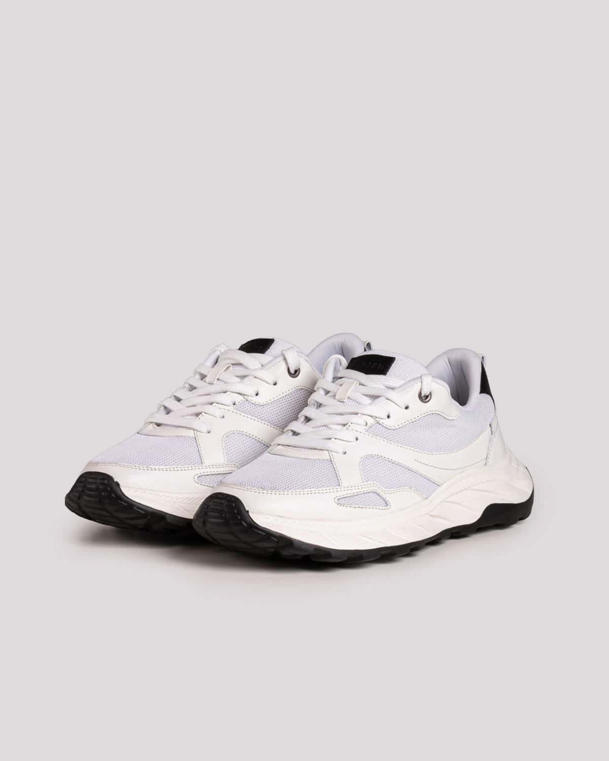 Calzado blanco para hombre