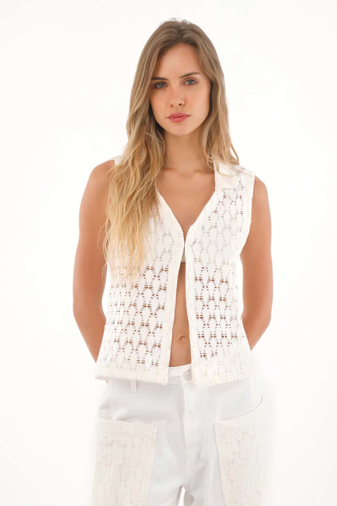 Chaleco con encaje crudo para mujer