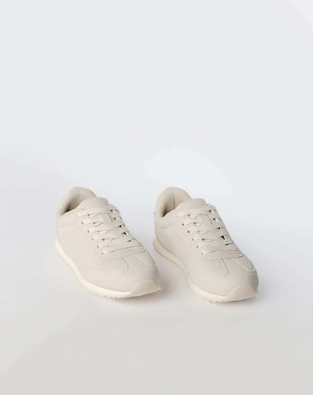 Tenis casulaes crudo niña