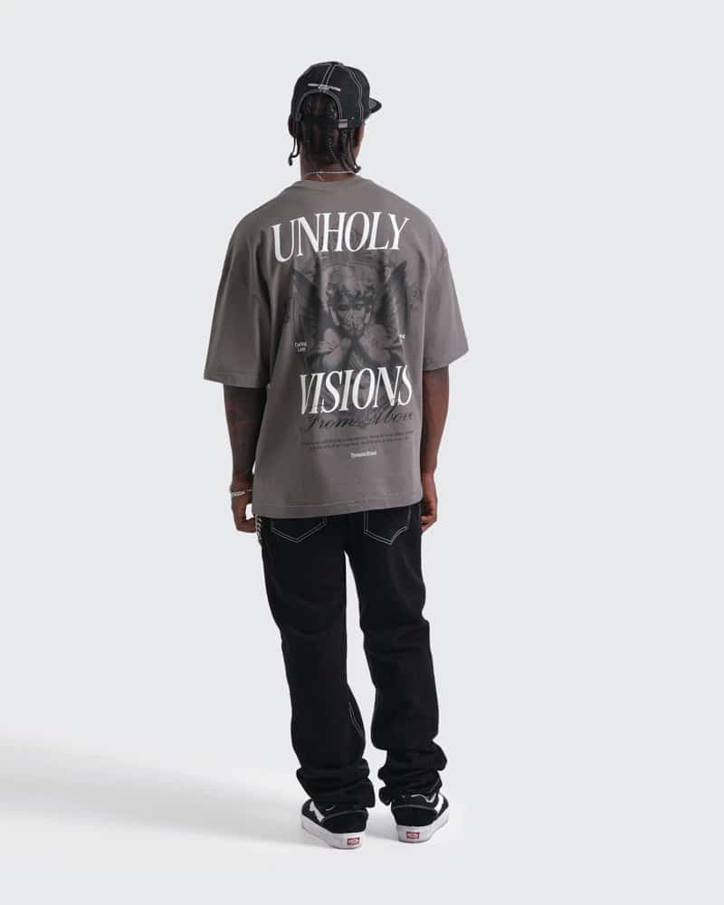 Camiseta Gris Oversize Unholy Visions - miniatura 5