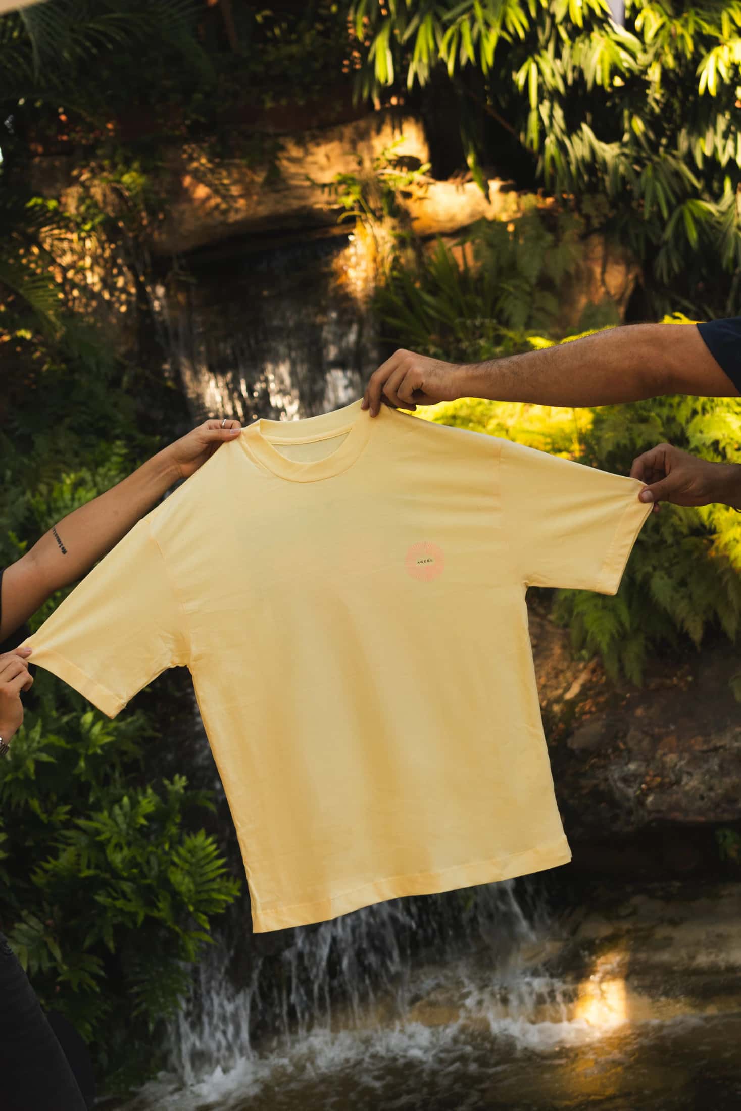 Camiseta Oversized The Wild Orchid Amarilla