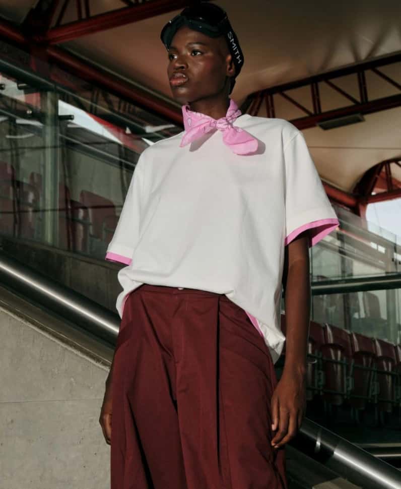 CAMISETA ICONIC OVERSIZED - miniatura 3