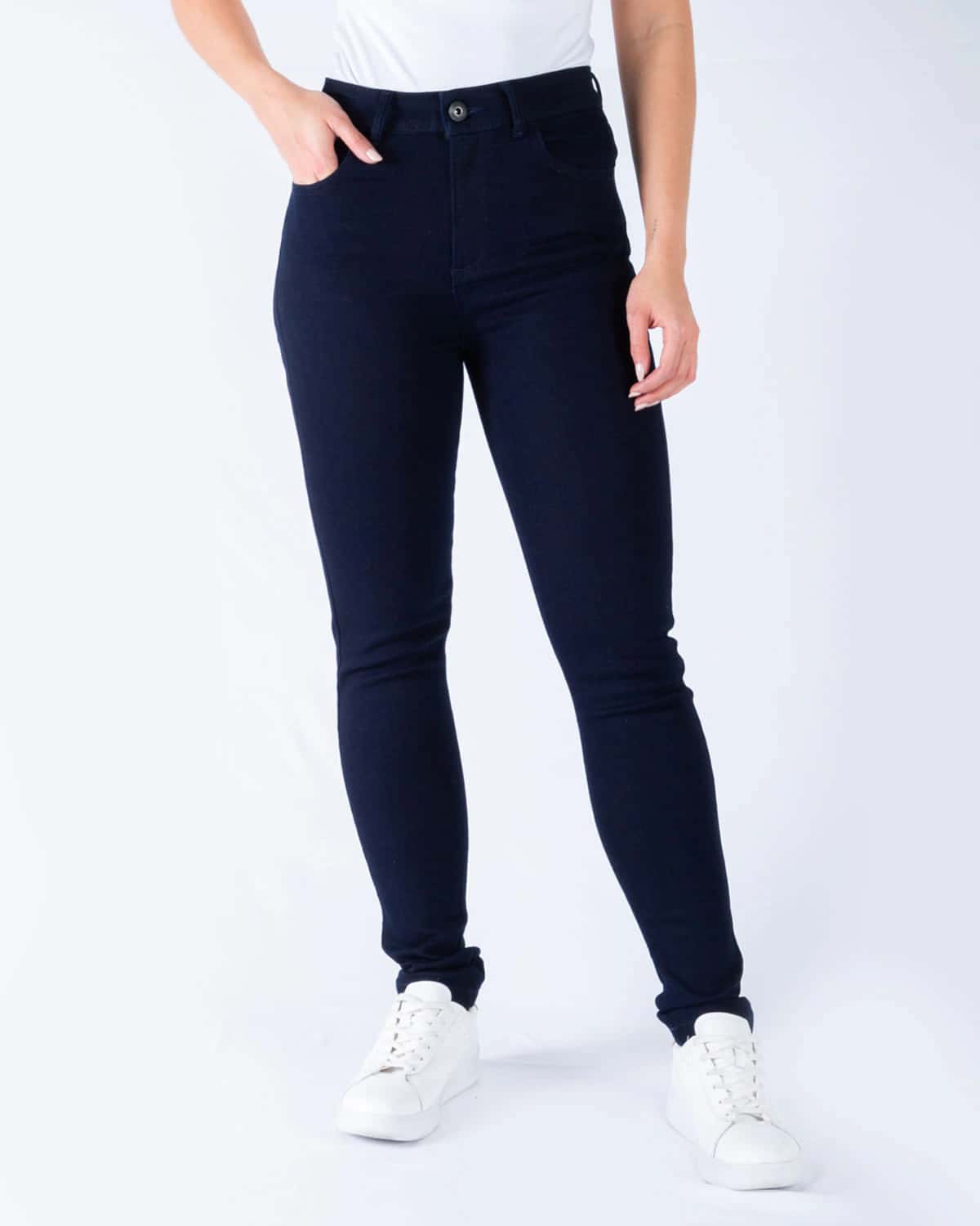 Jean tono oscuro para mujer