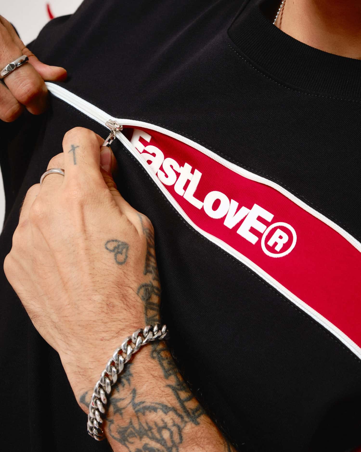 Camiseta Negra Oversize - Edición Fast Love 2 - miniatura 2