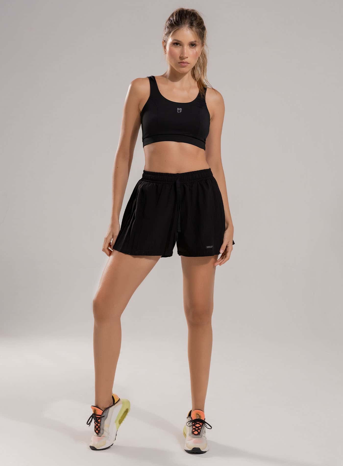 SHORT DEPORTIVO CON DISEÑO PLISADO  Y SHORT INTERNO - PRECIO ESPECIAL