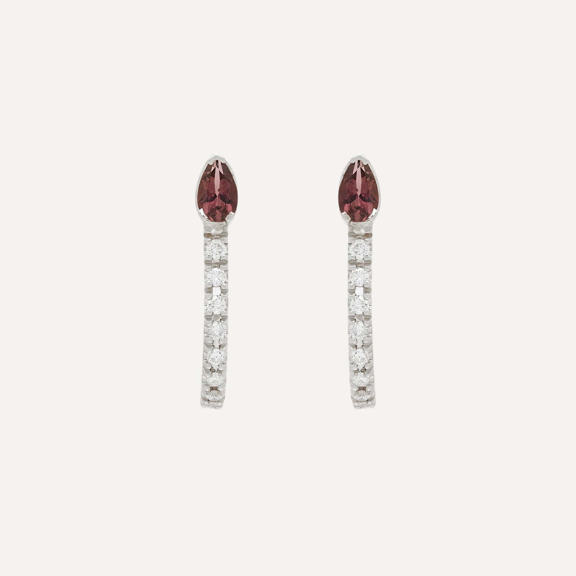 Aretes Street sticks