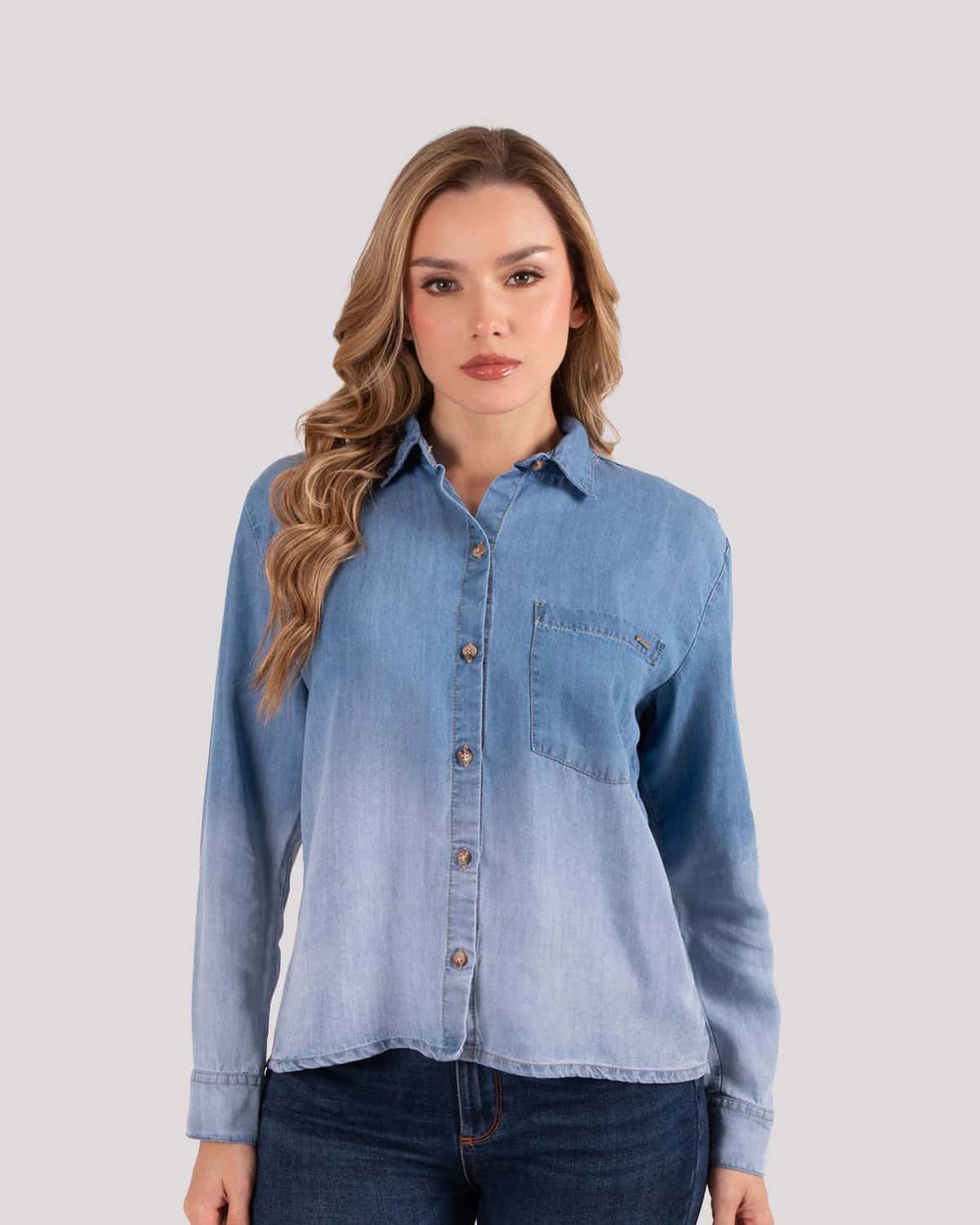 Camisa azul efecto denim para mujer