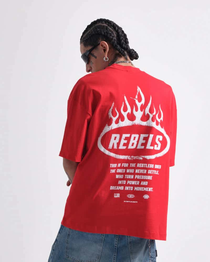 Camiseta Roja Oversize Rebels Fire - miniatura 2